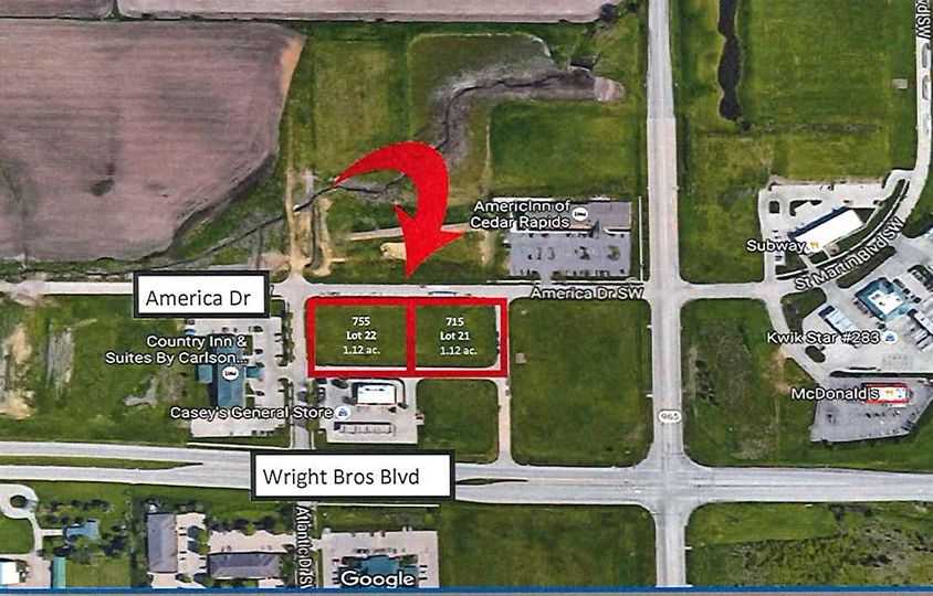 715 America Dr SW, Cedar Rapids, IA 52404