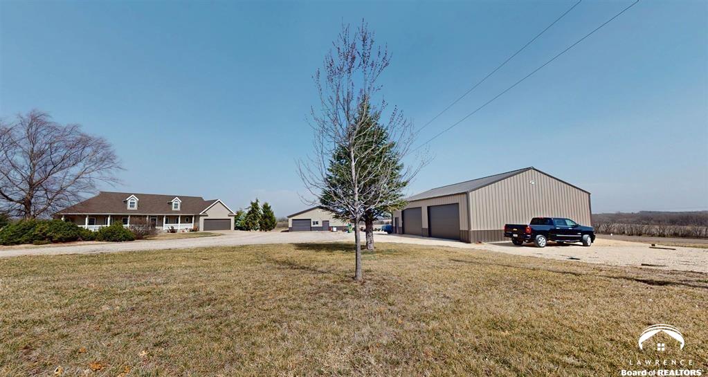 main property photo 3