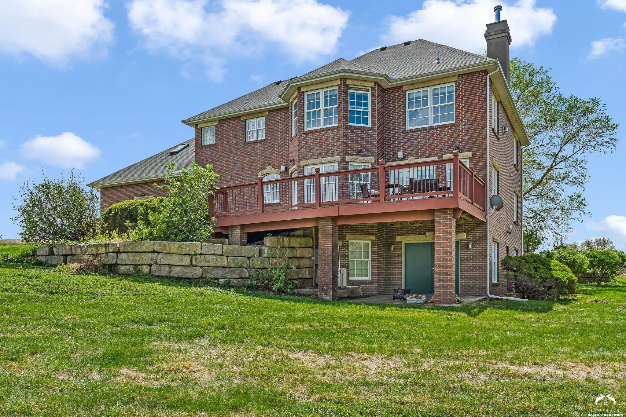 main property photo 70