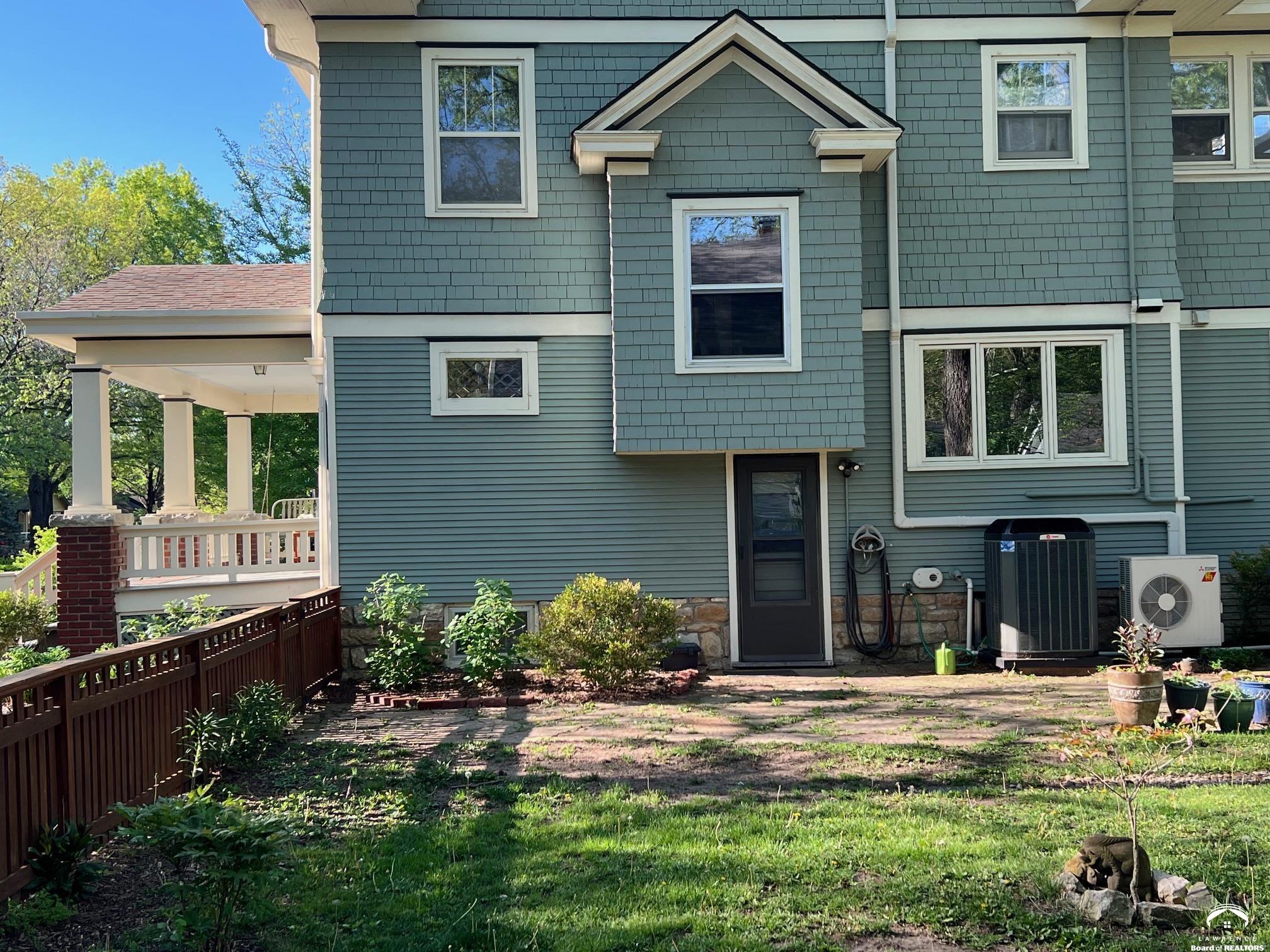 main property photo 89