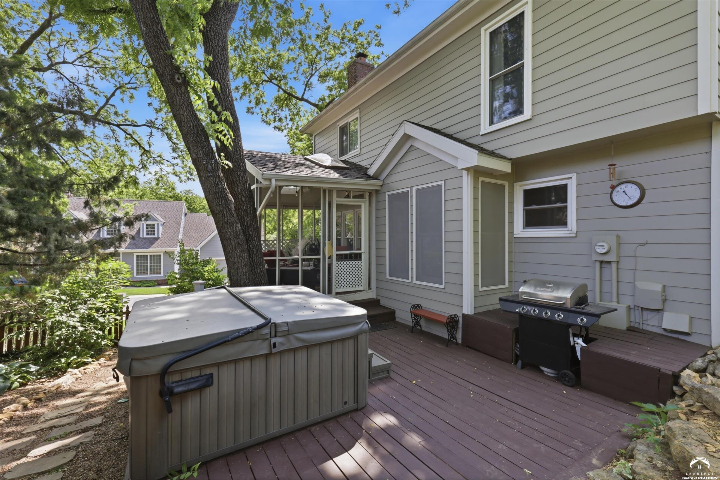 main property photo 38