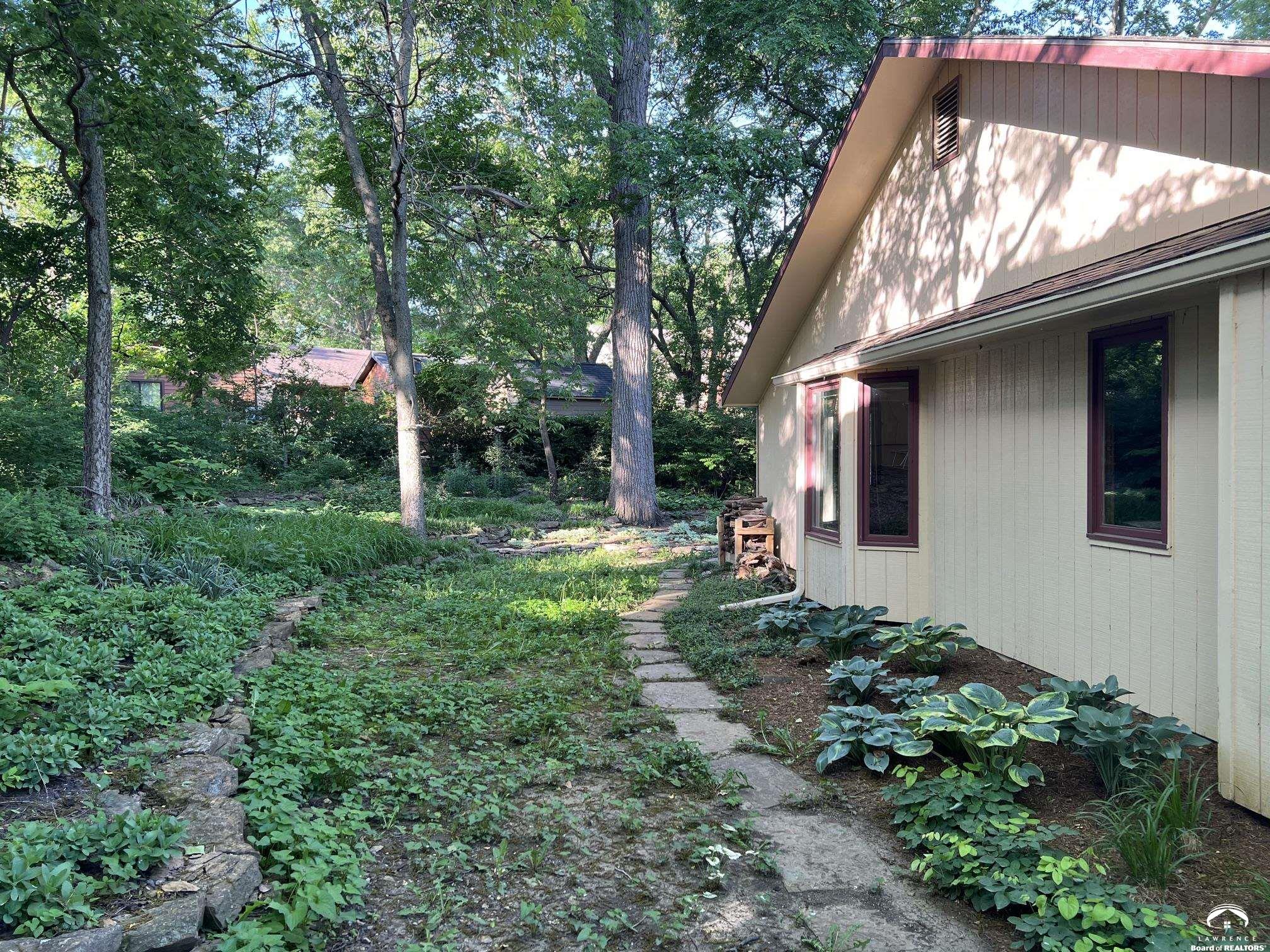 main property photo 70