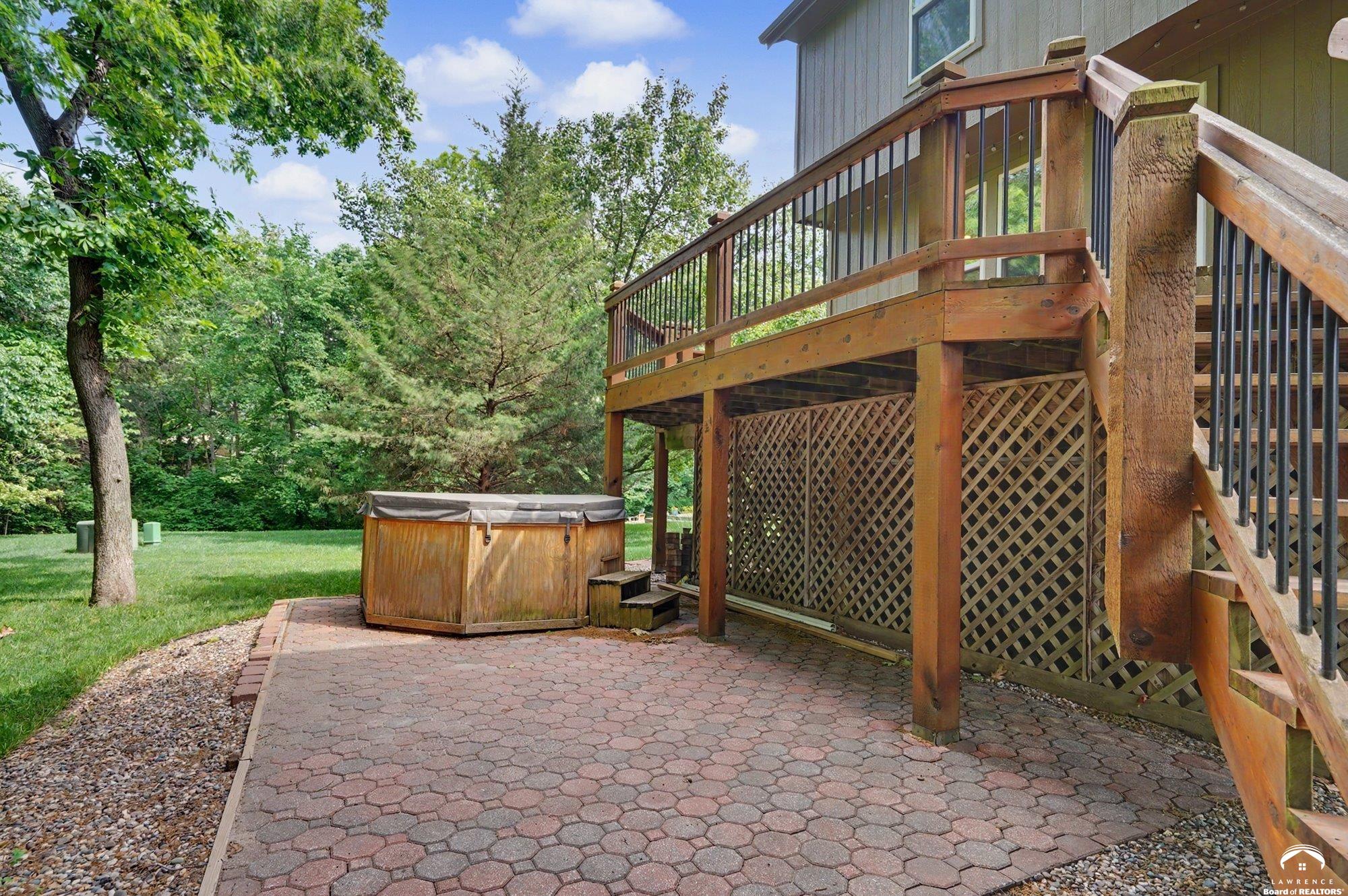 main property photo 44