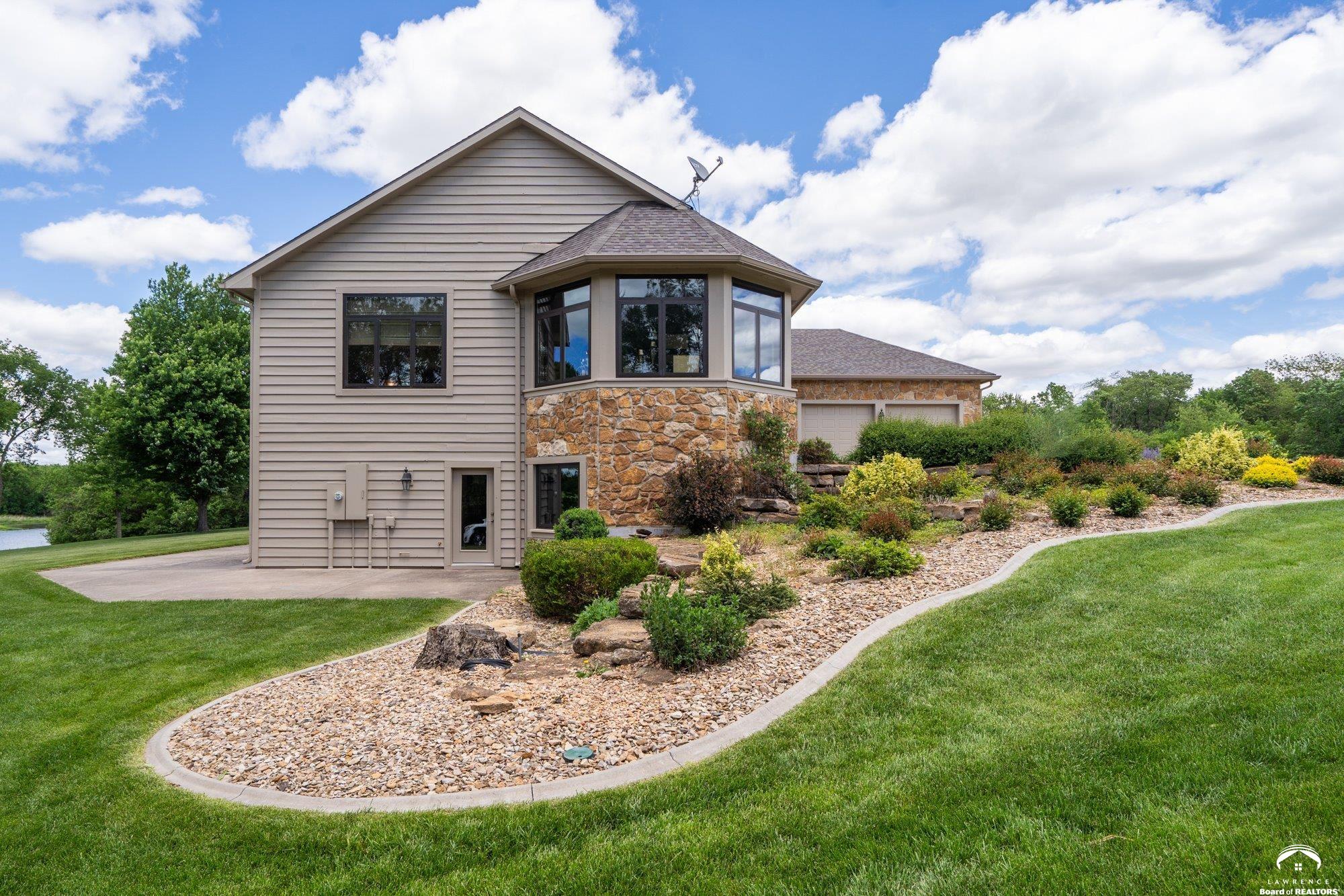main property photo 60