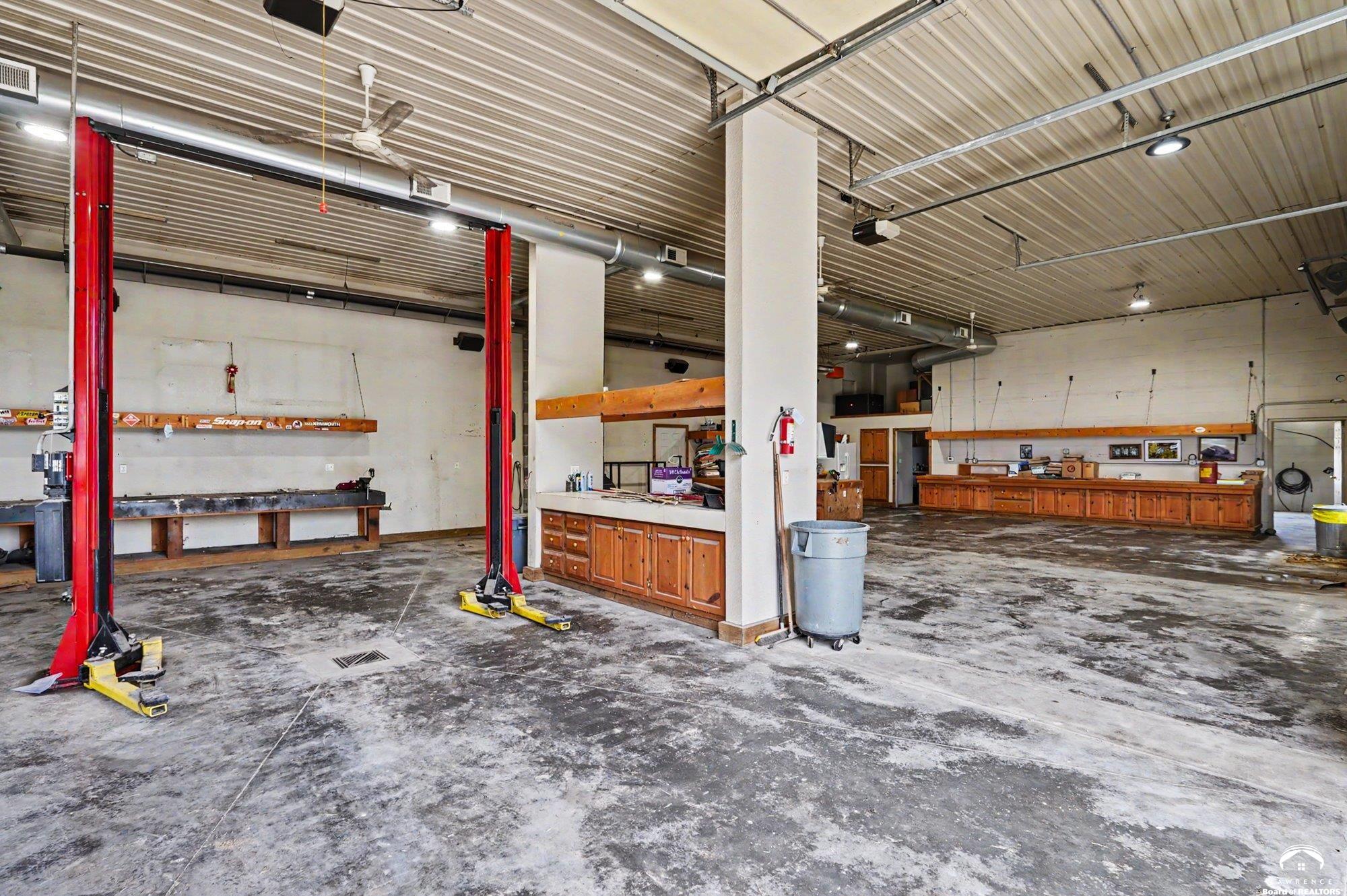 main property photo 76