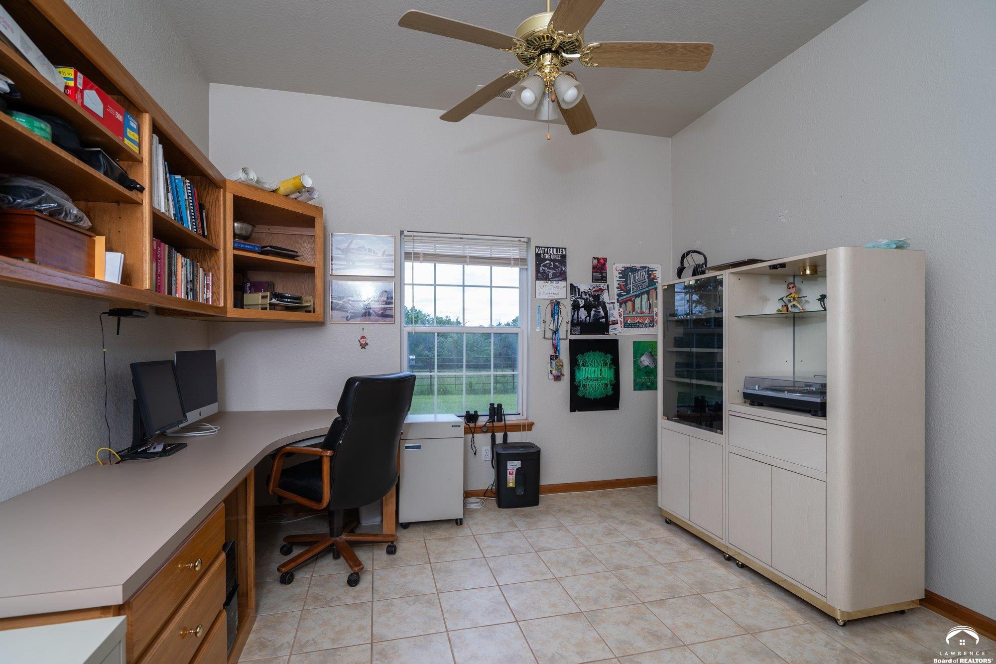 main property photo 81
