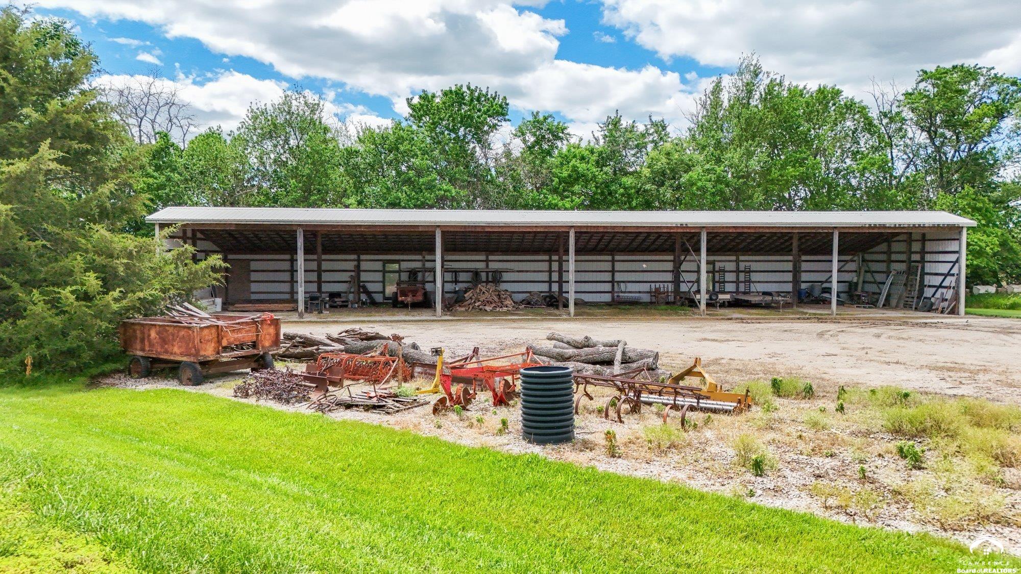 main property photo 88
