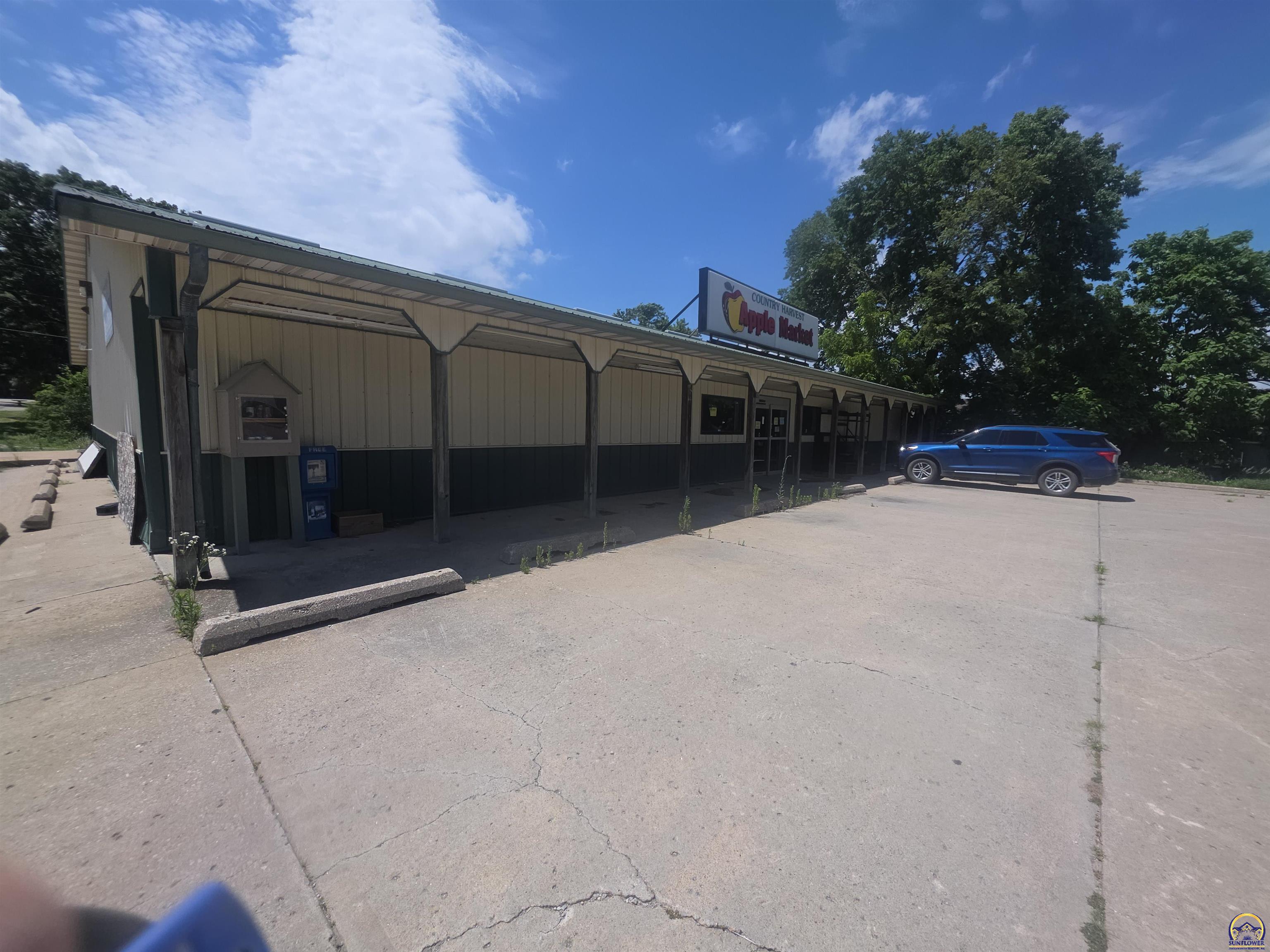 main property photo 1