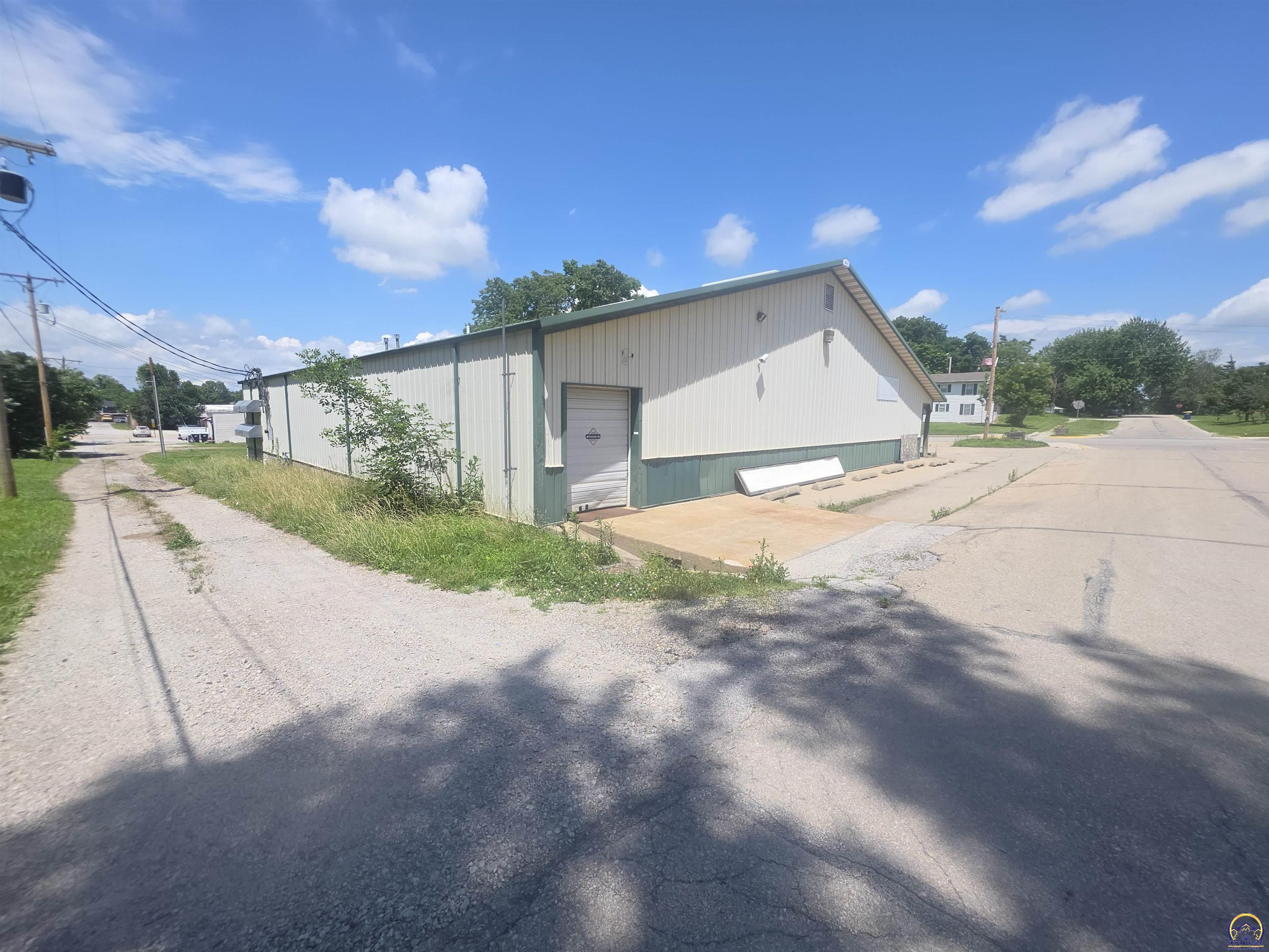 main property photo 2