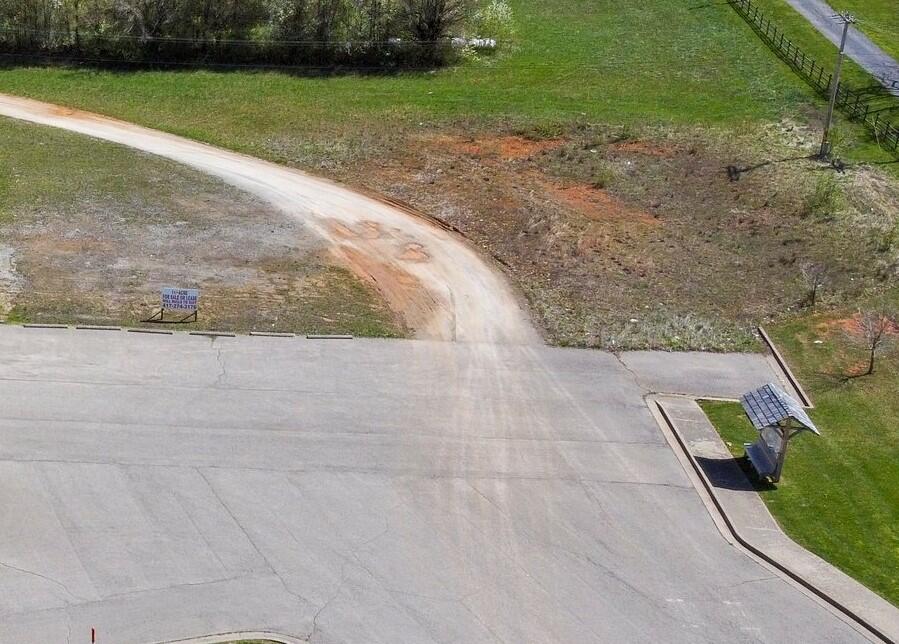 main property photo 5