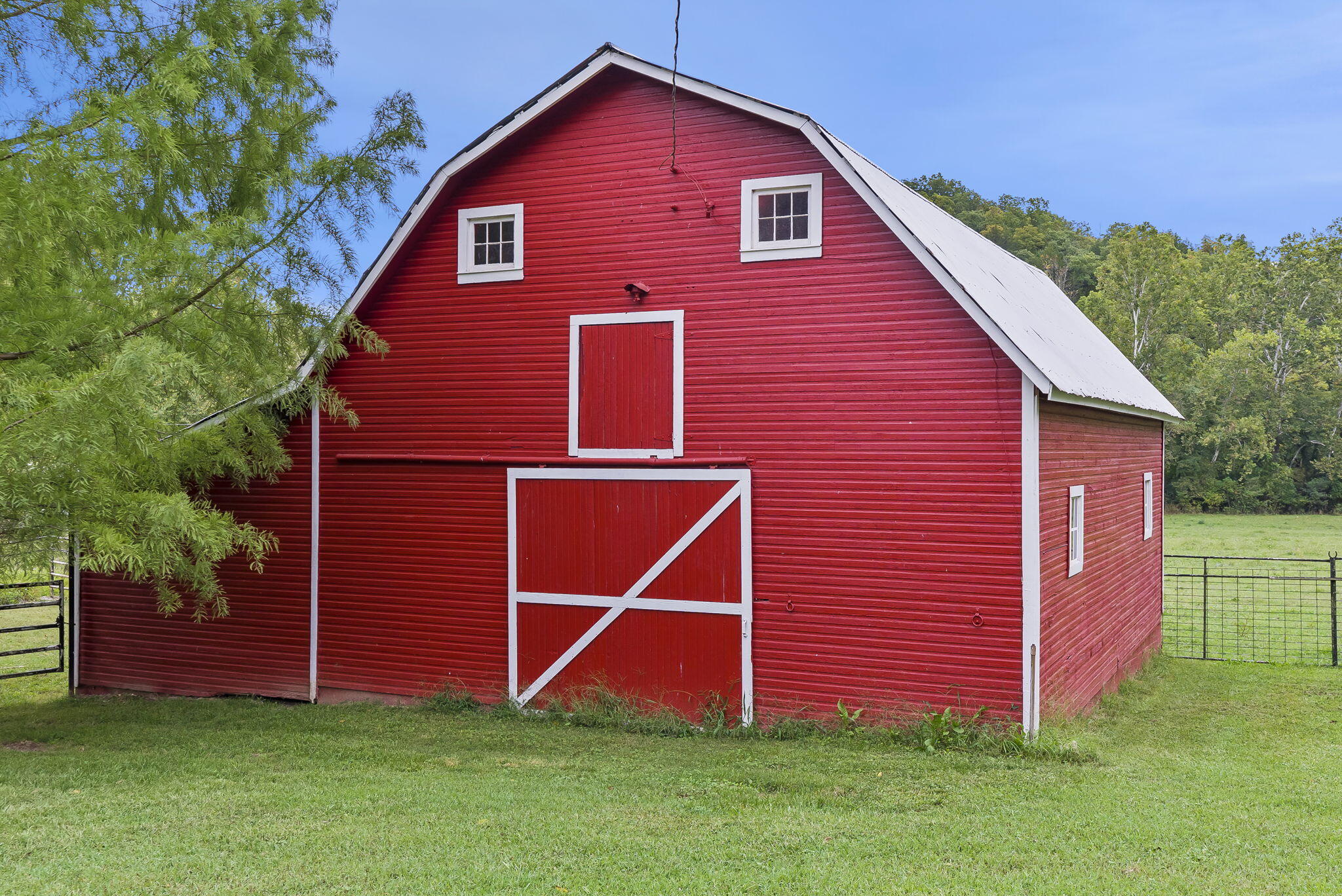 main property photo 15