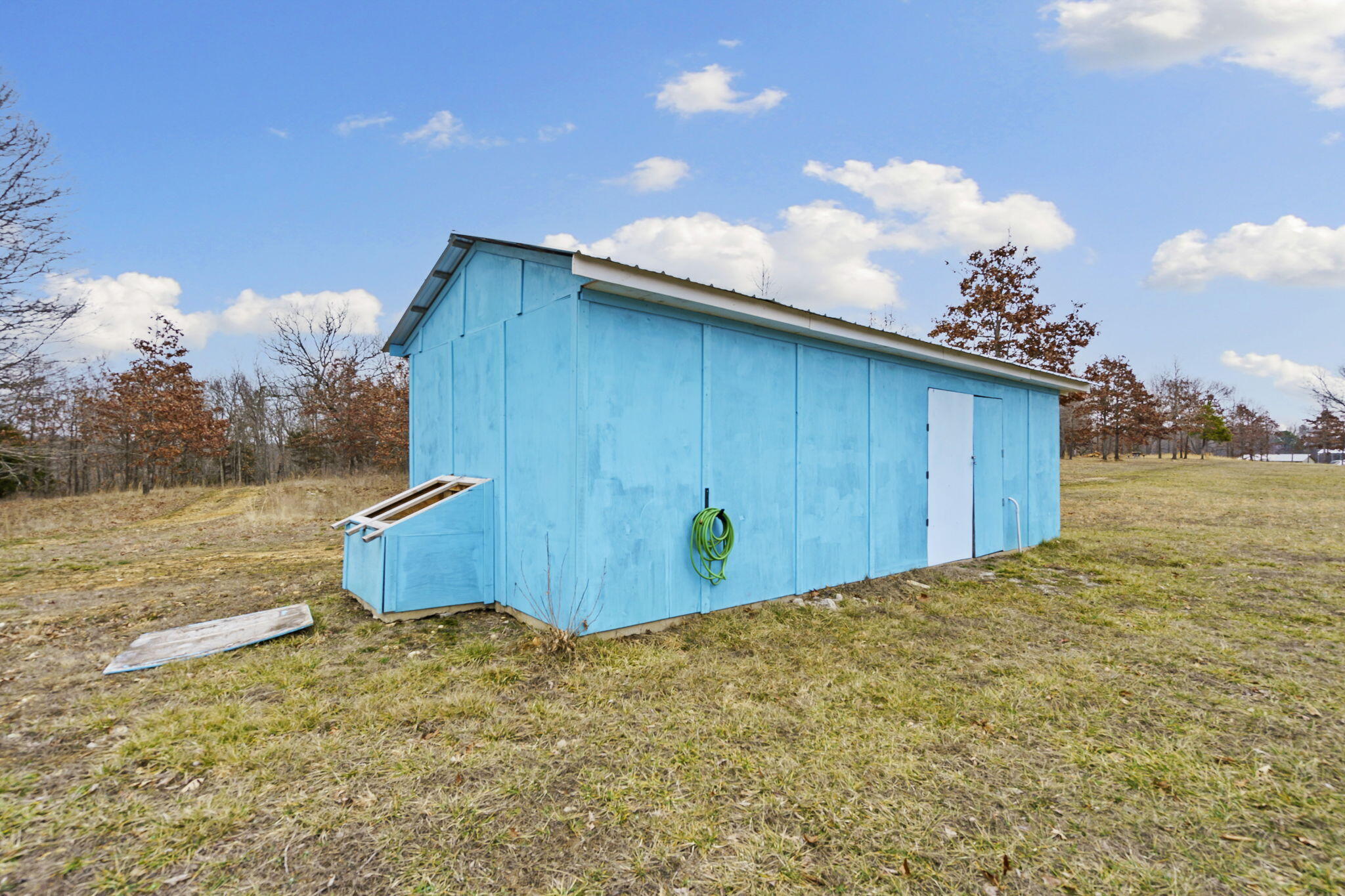 main property photo 74