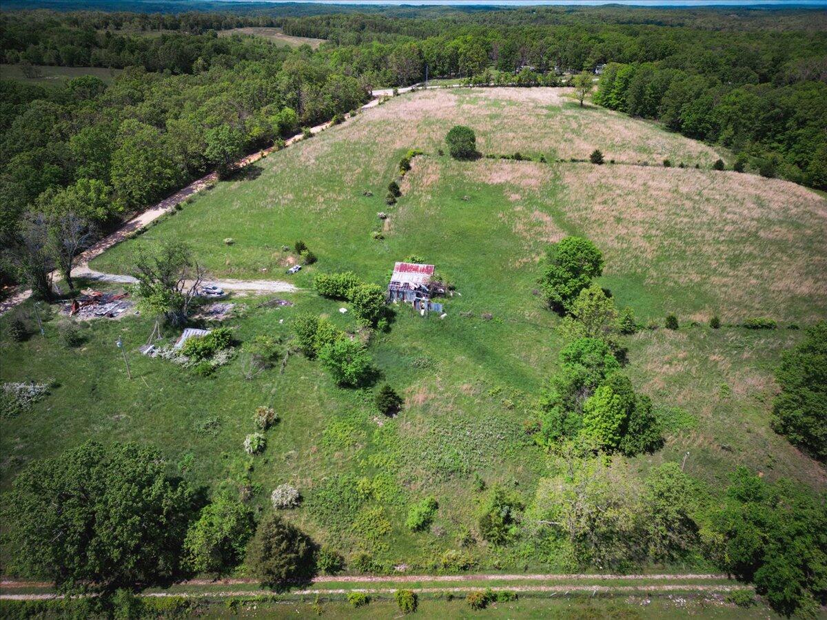 main property photo 9