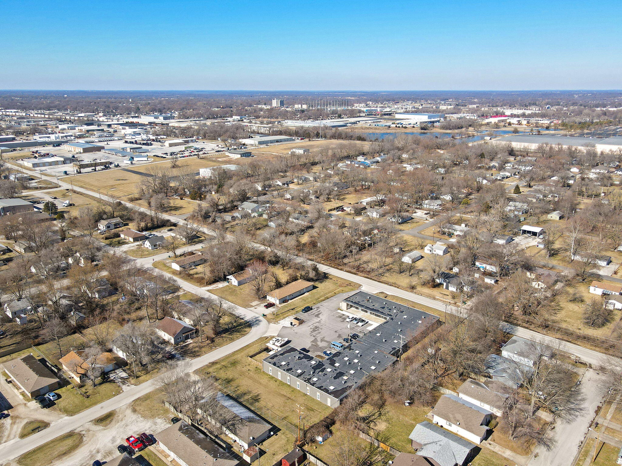 main property photo 4