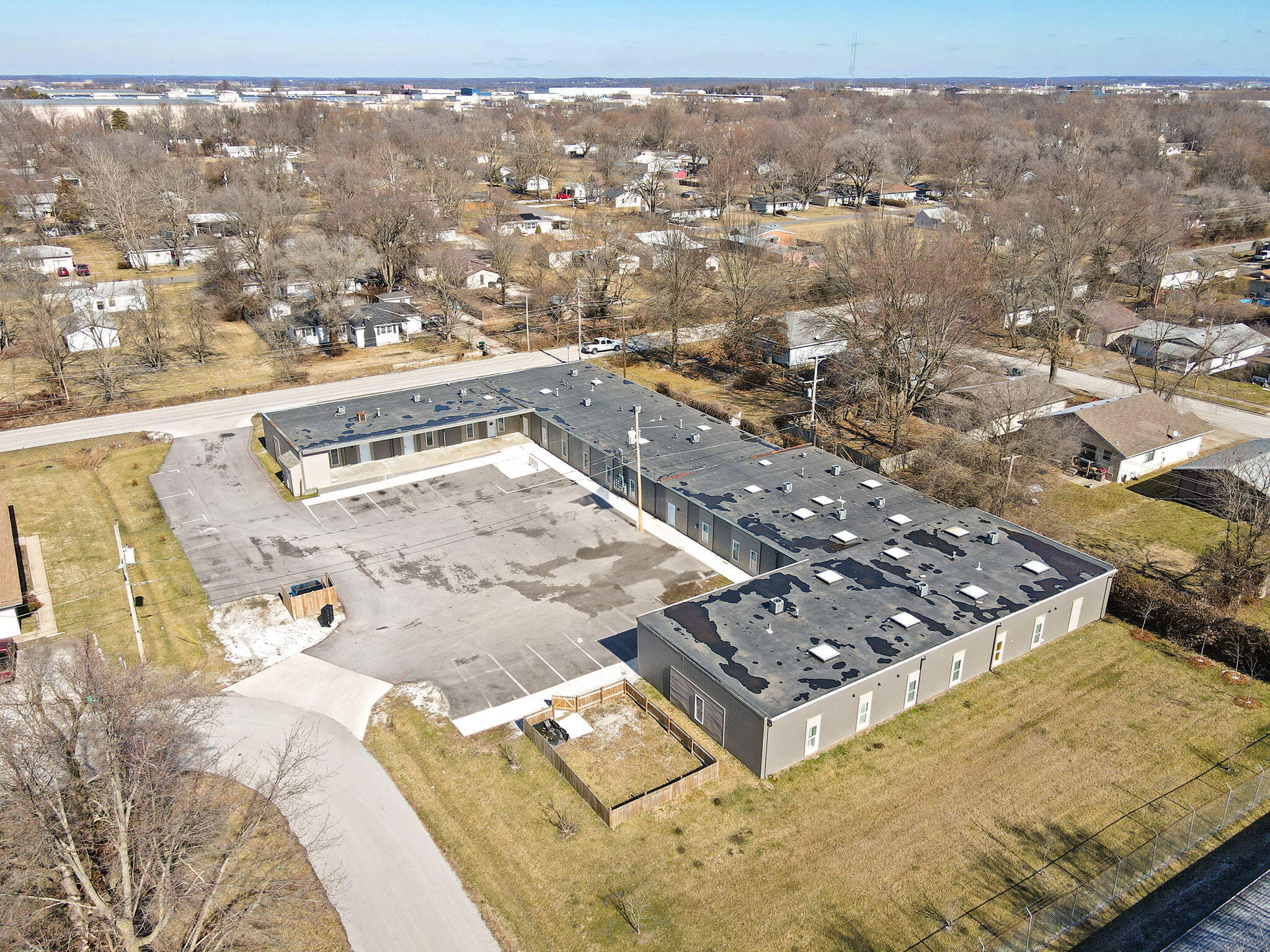 main property photo 7