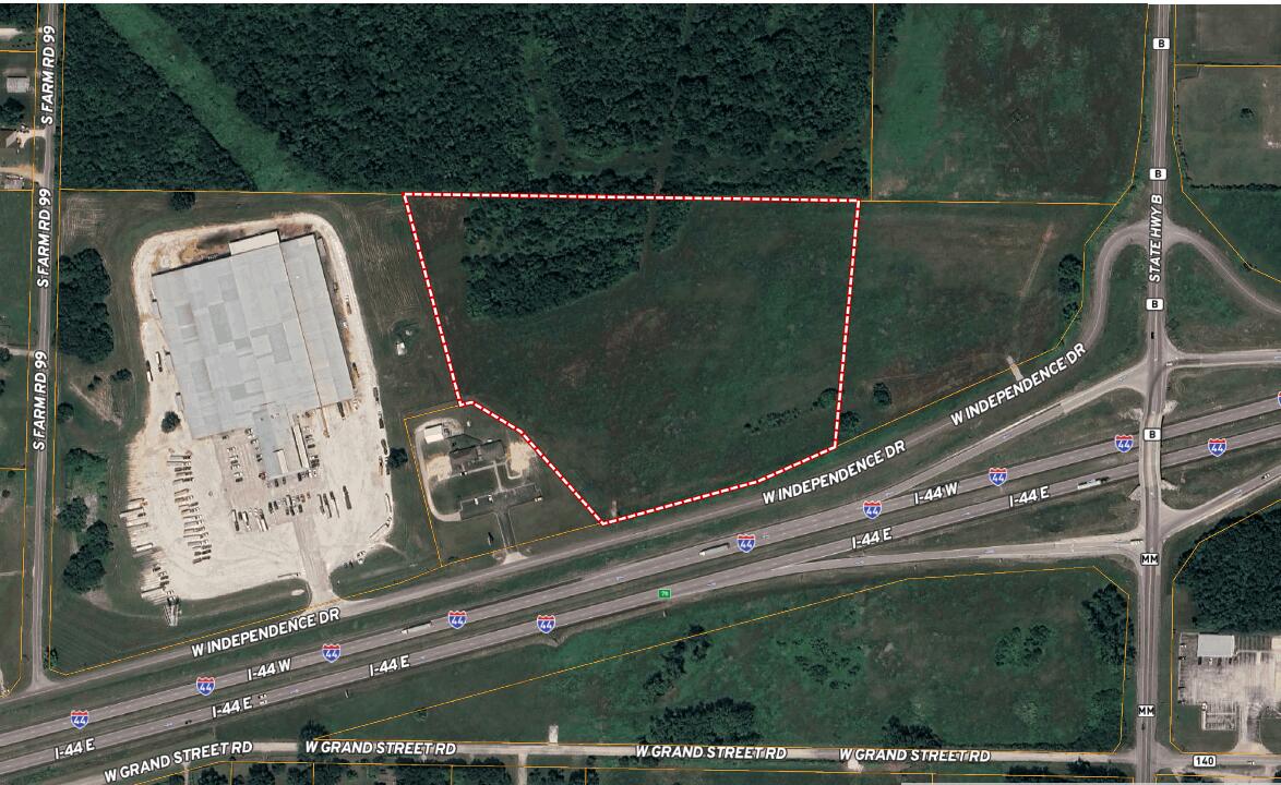 main property photo 5