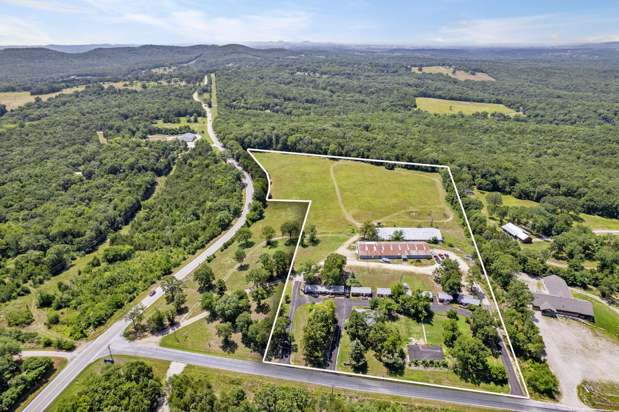 main property photo 3