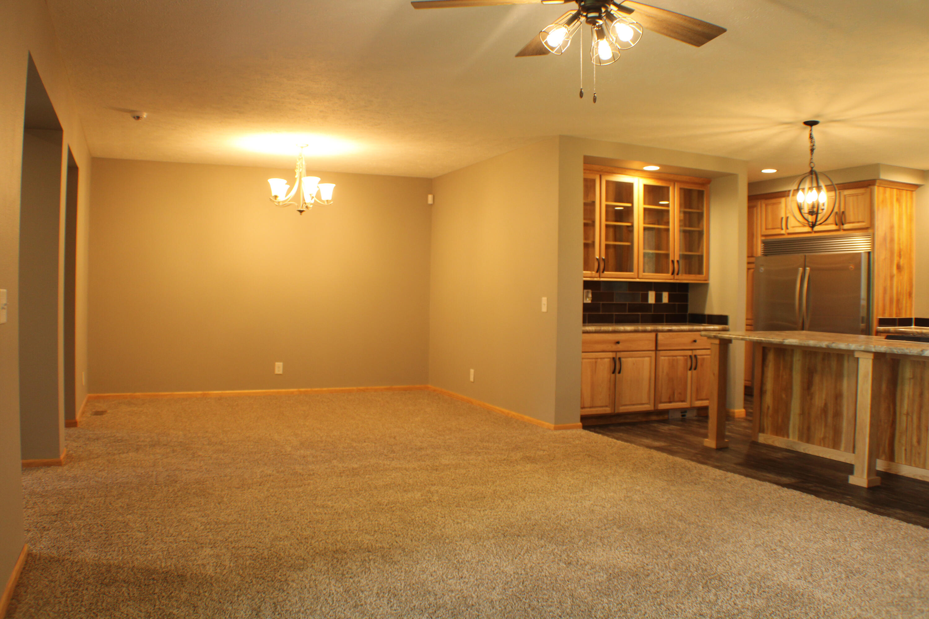 property viewer photo 24