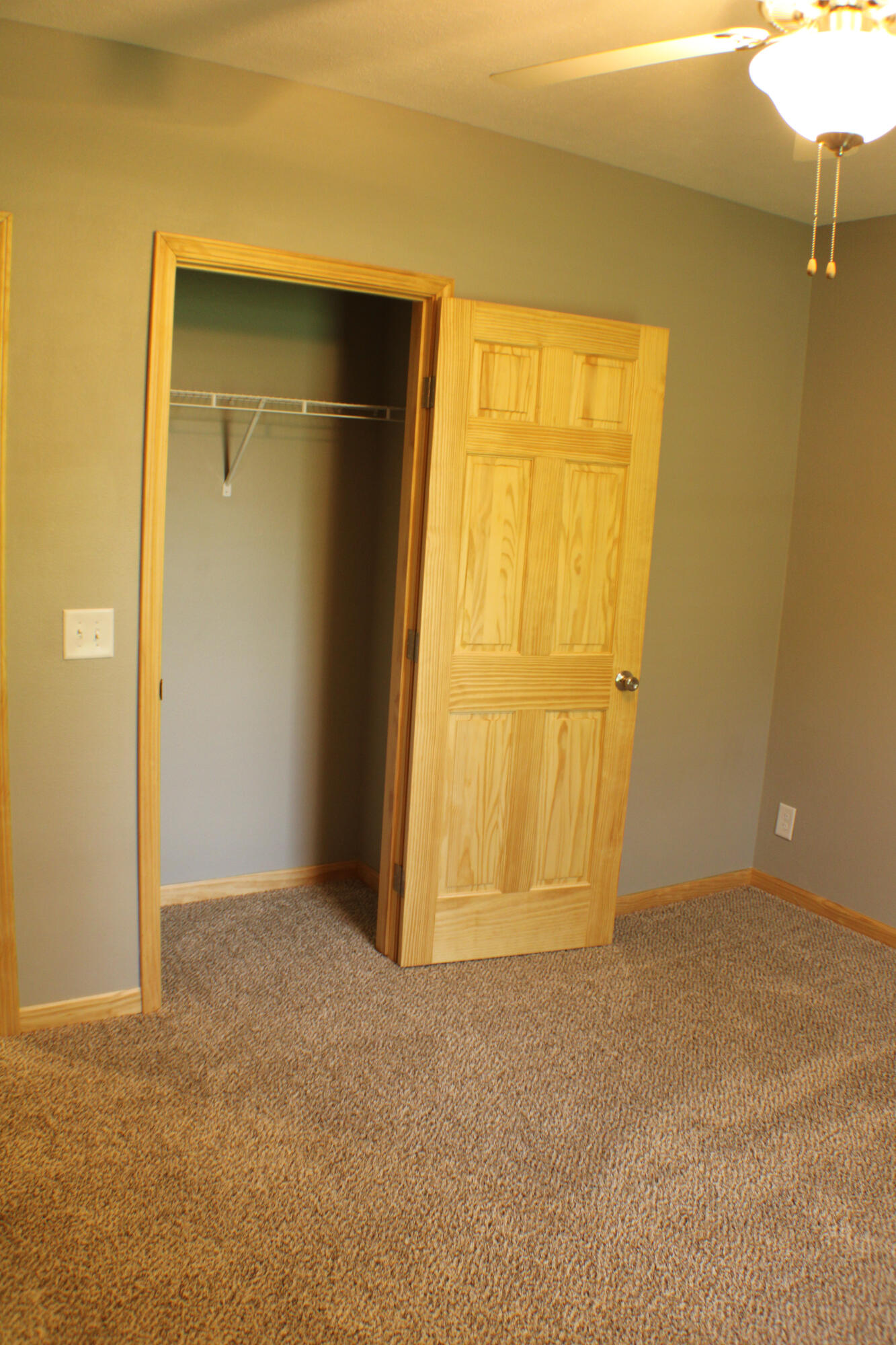 property viewer photo 25