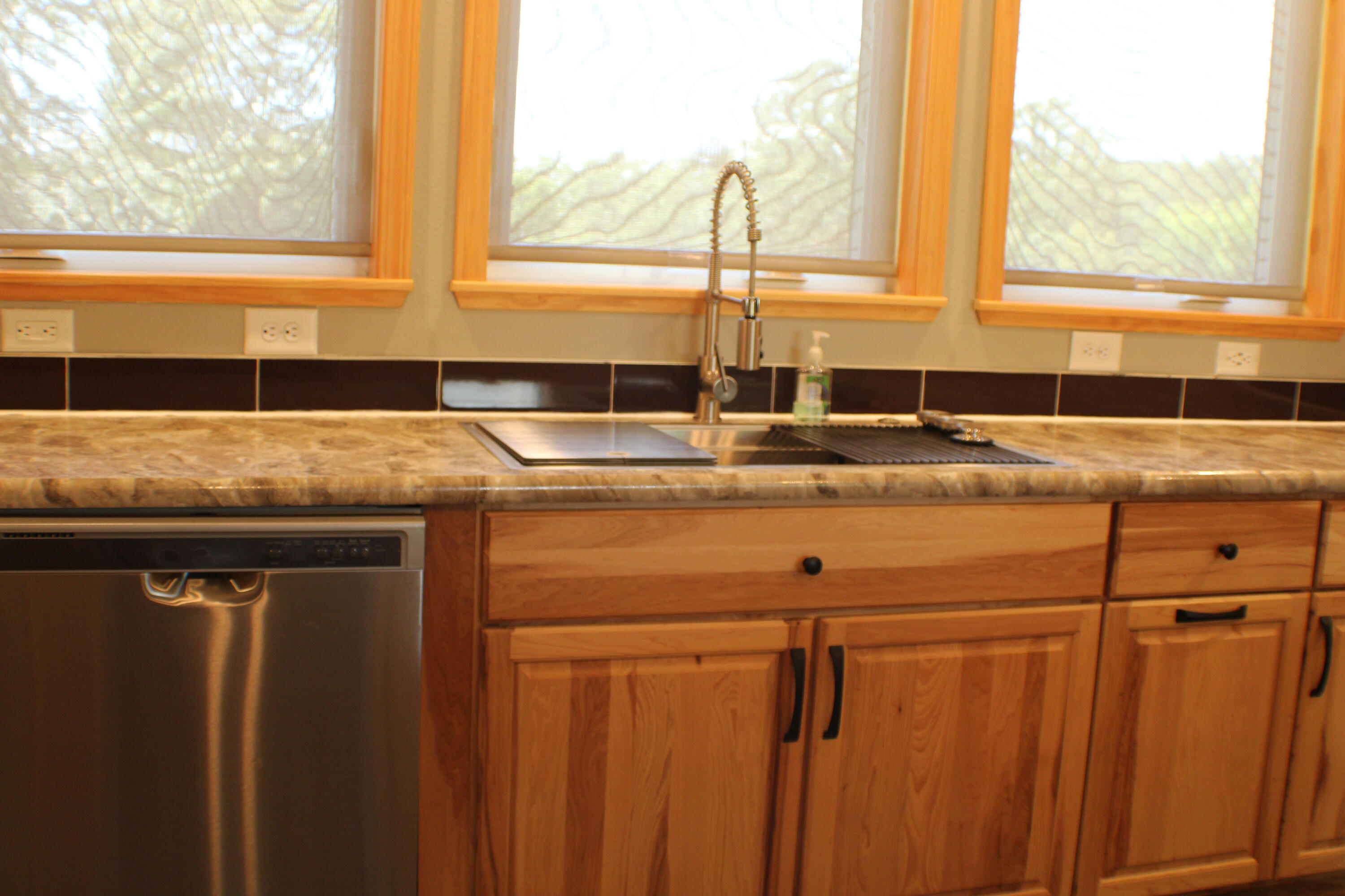 property viewer photo 36