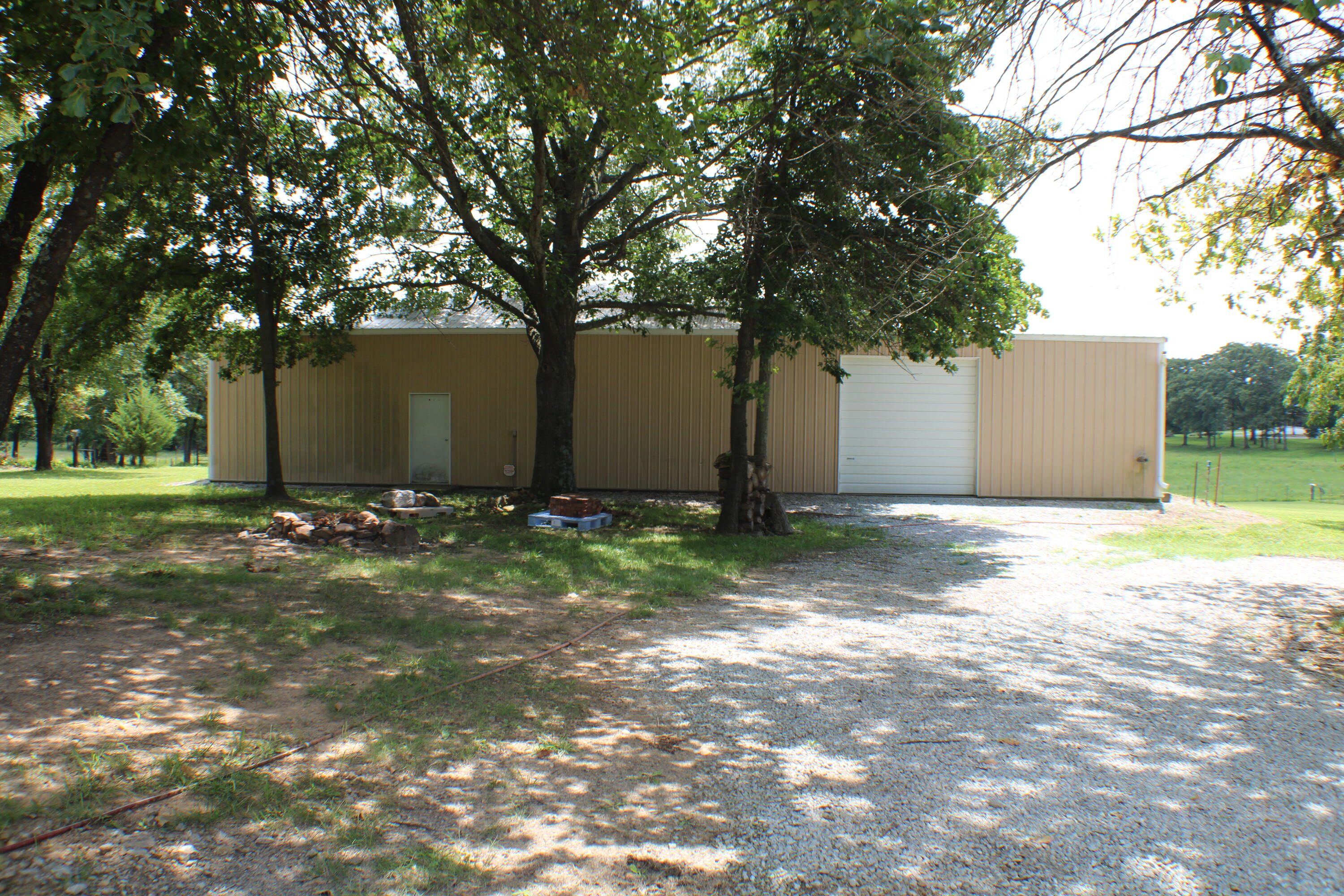 property viewer photo 70