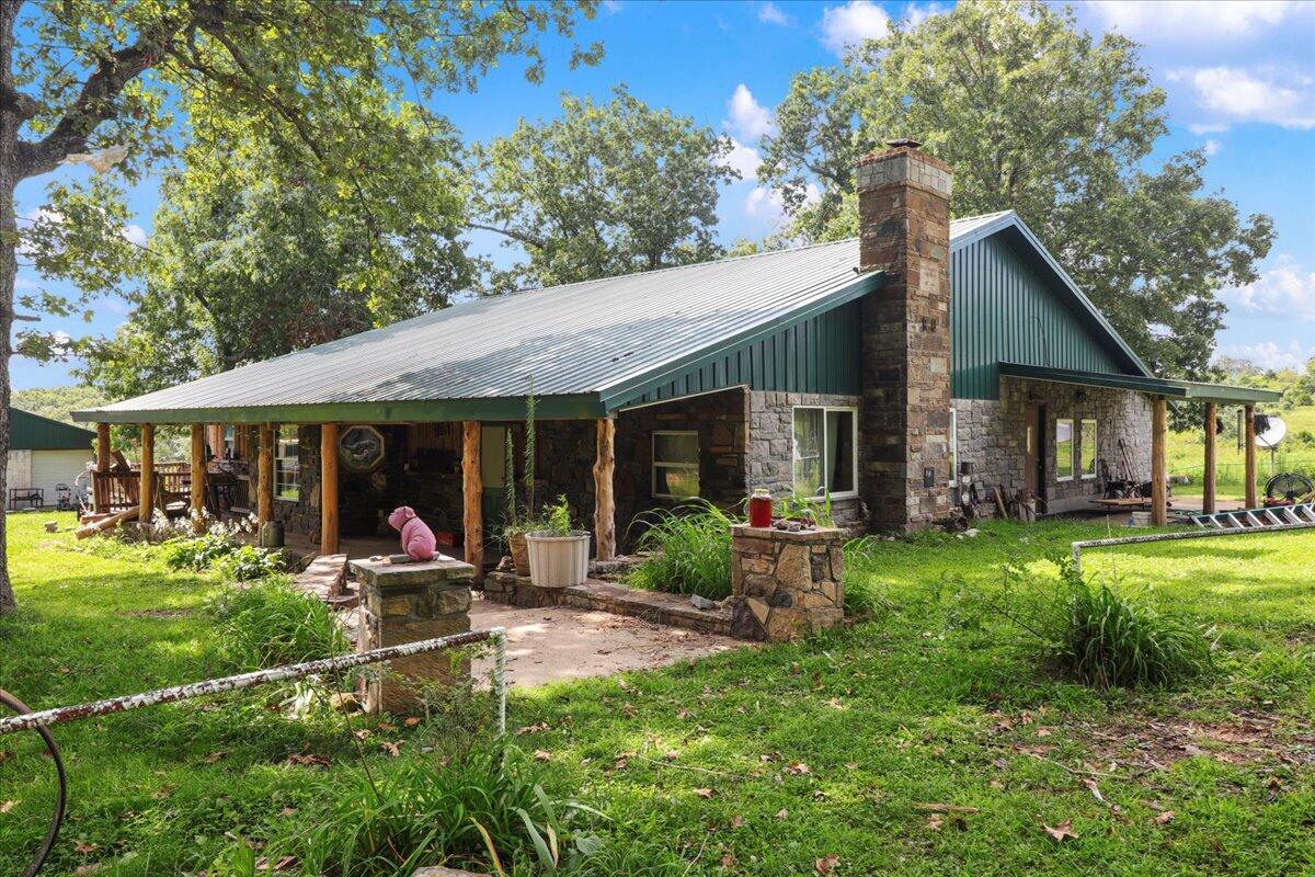 main property photo 13