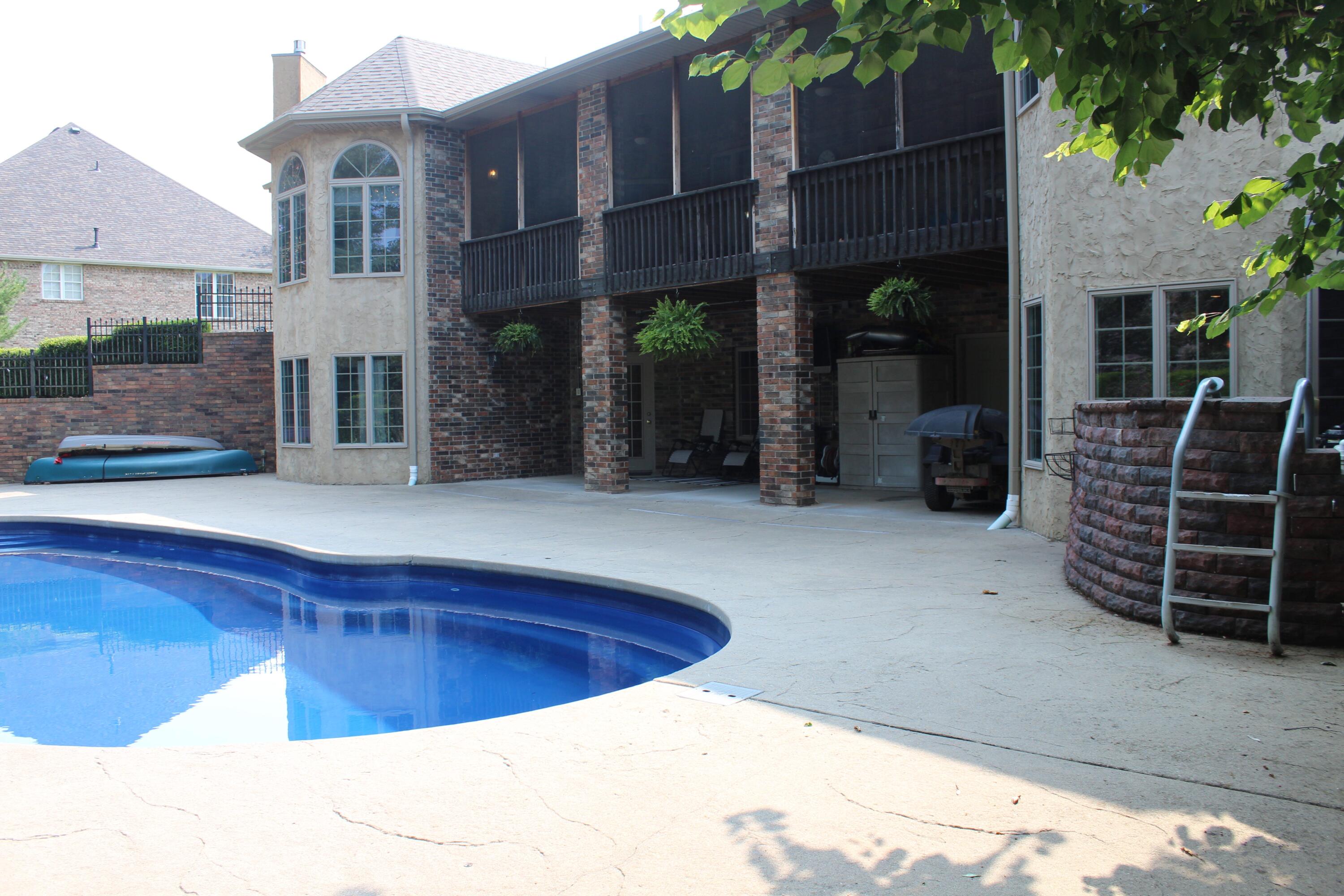 main property photo 50