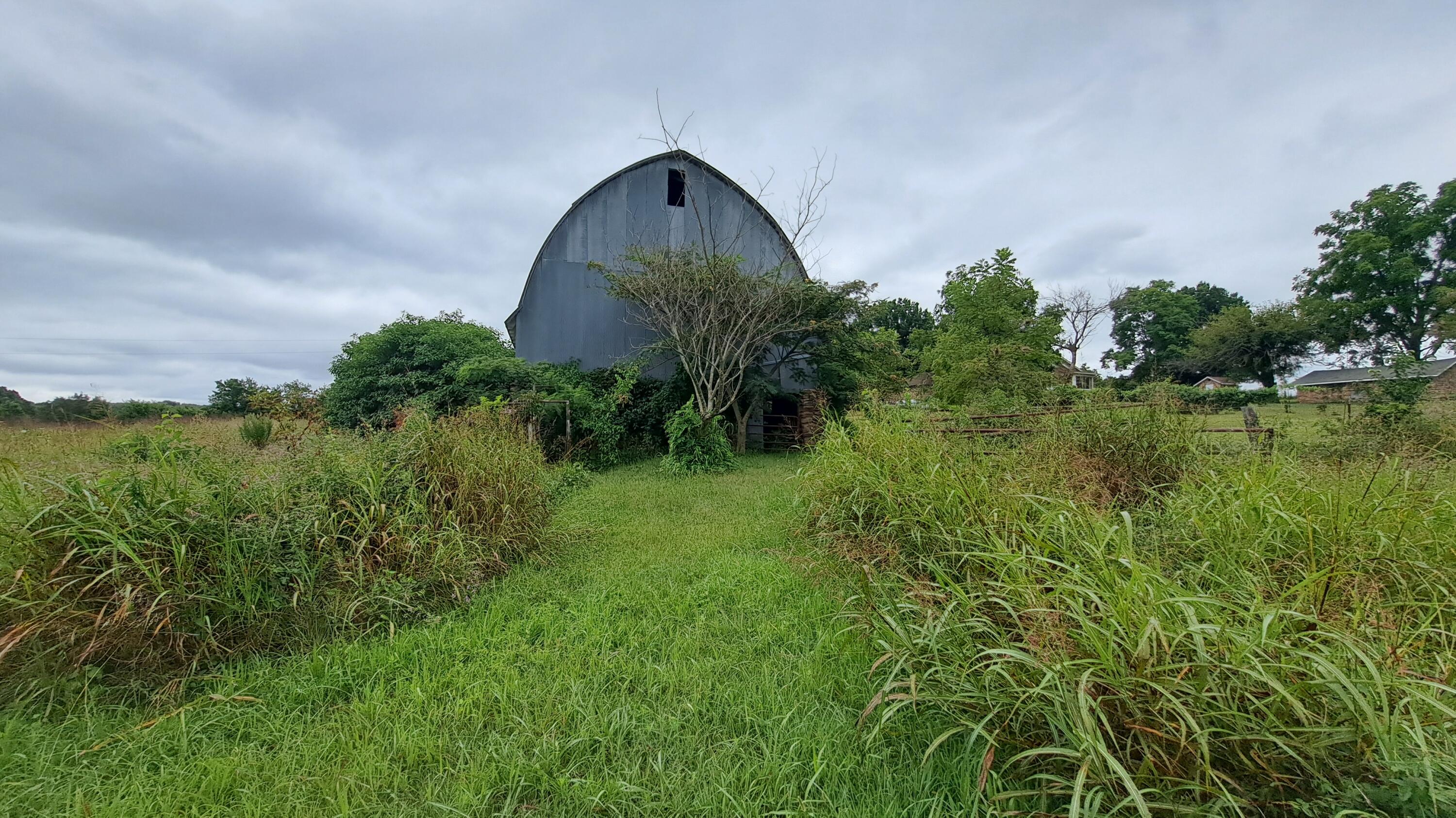 main property photo 27