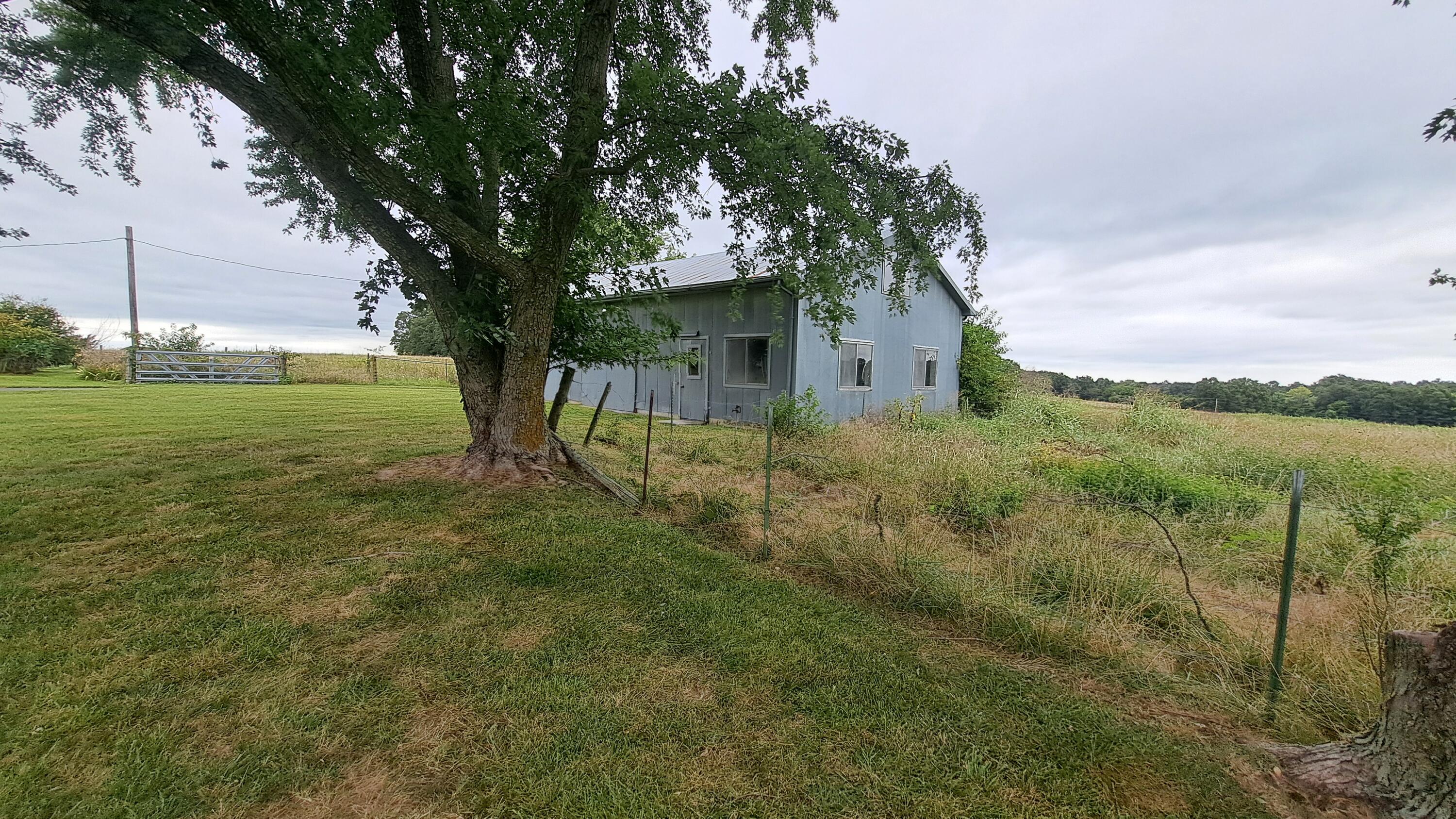 main property photo 8