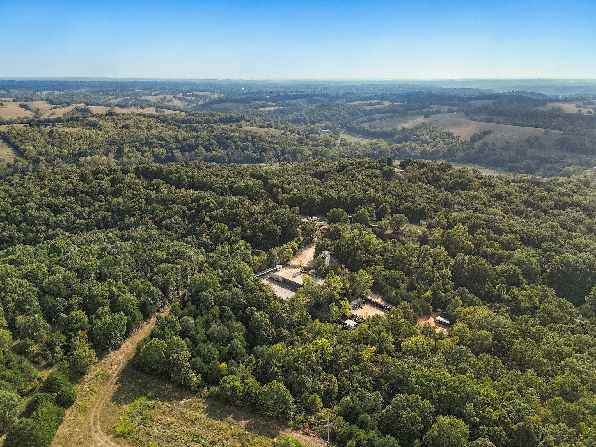 main property photo 40