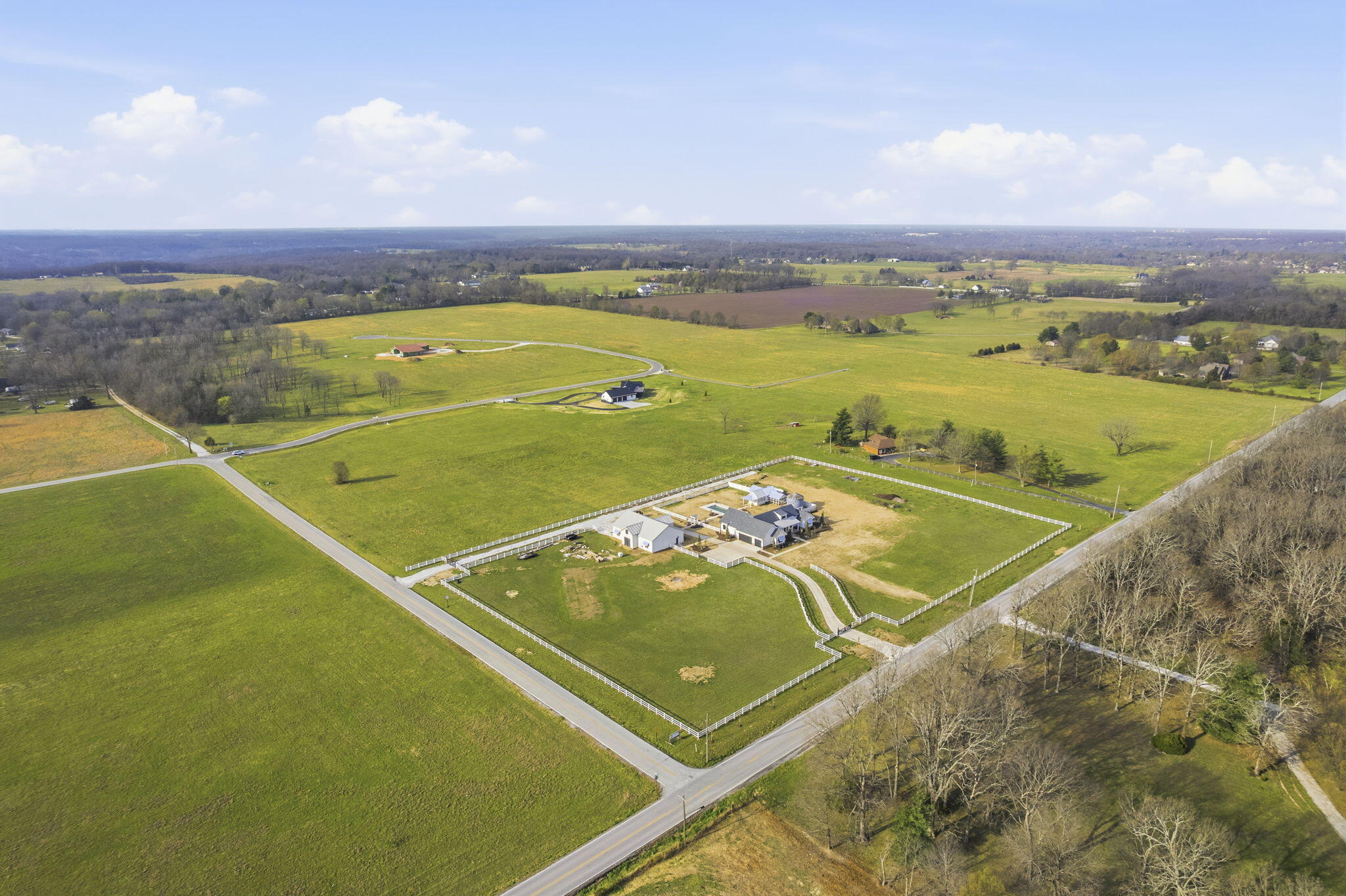 main property photo 8