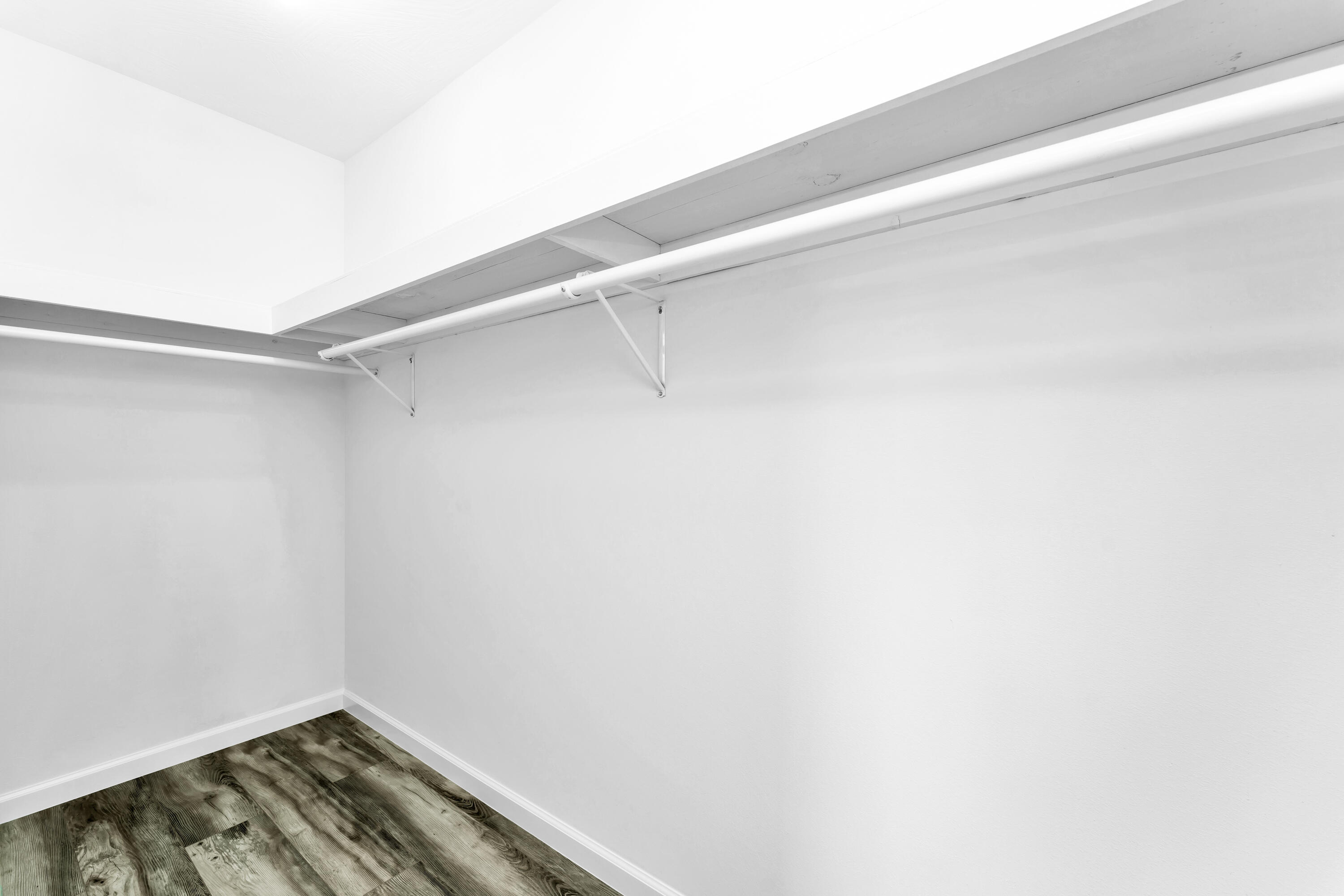 property viewer photo 10