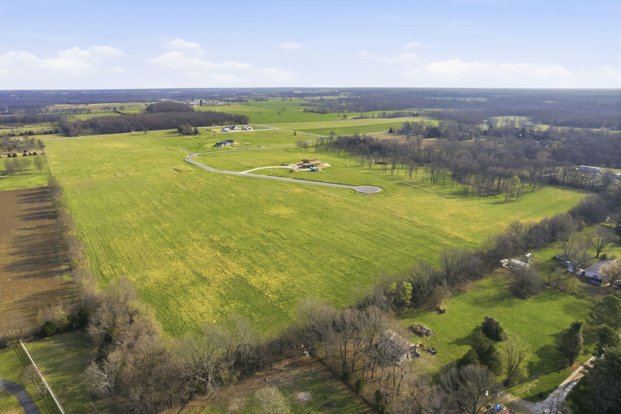 main property photo 4