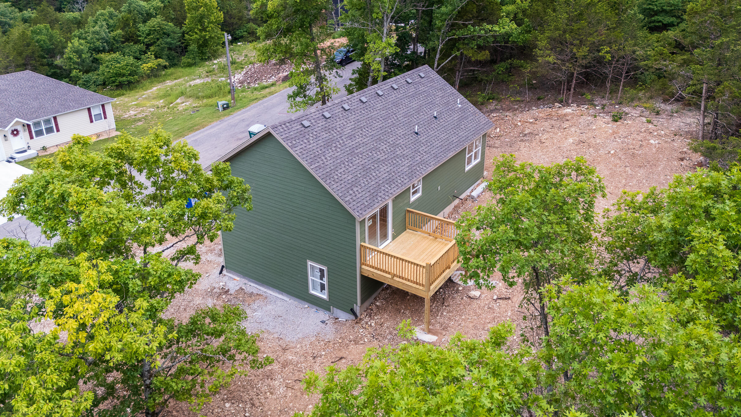 main property photo 30