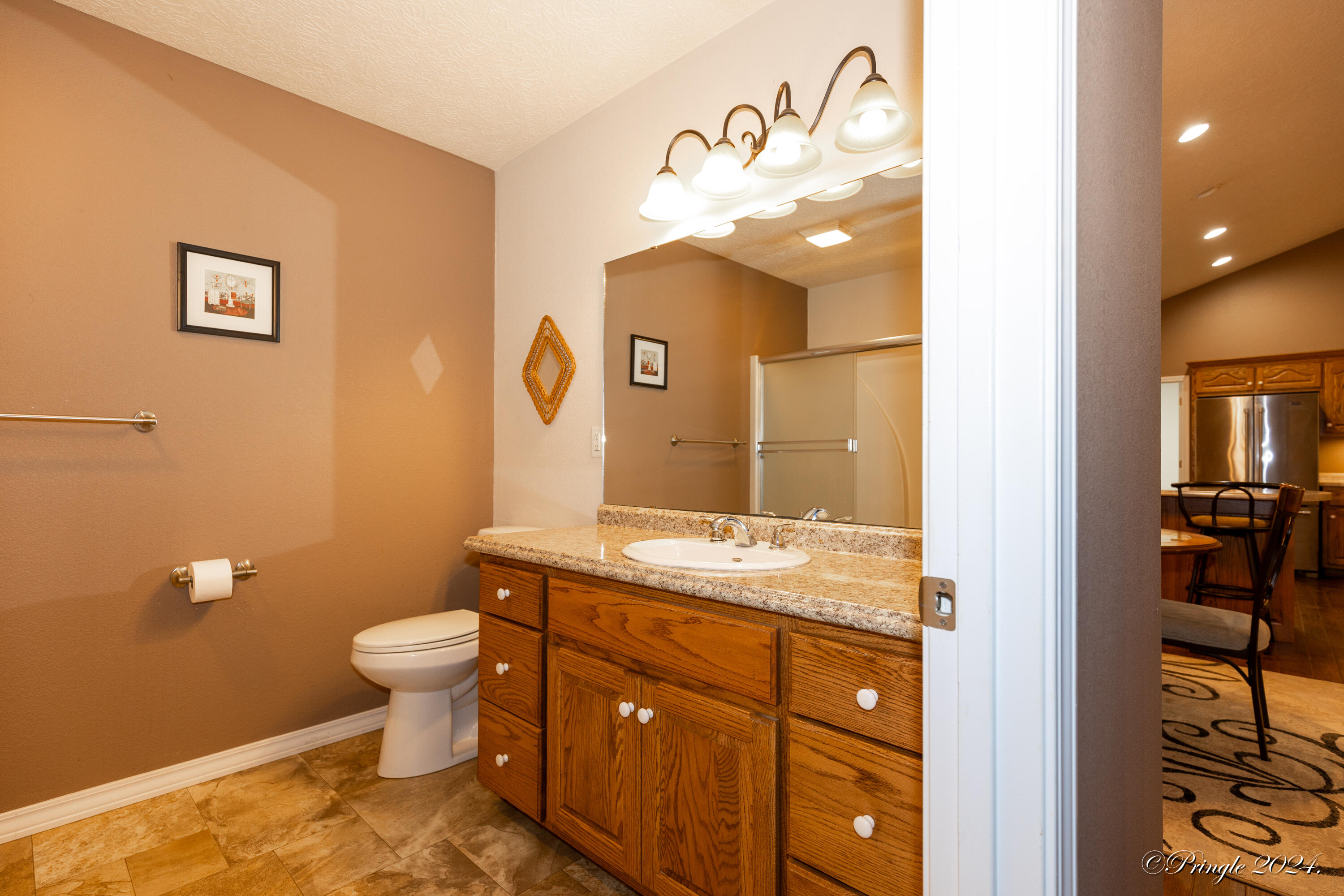 property viewer photo 22