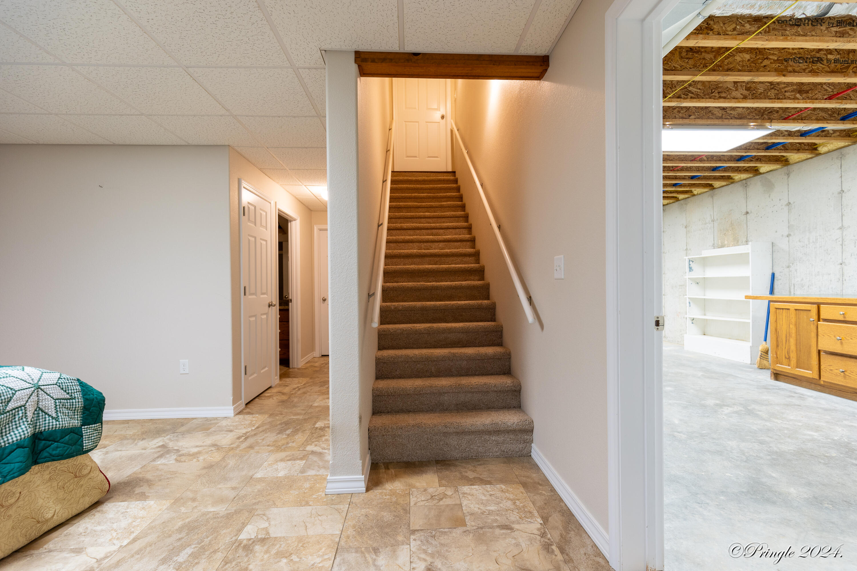 property viewer photo 30
