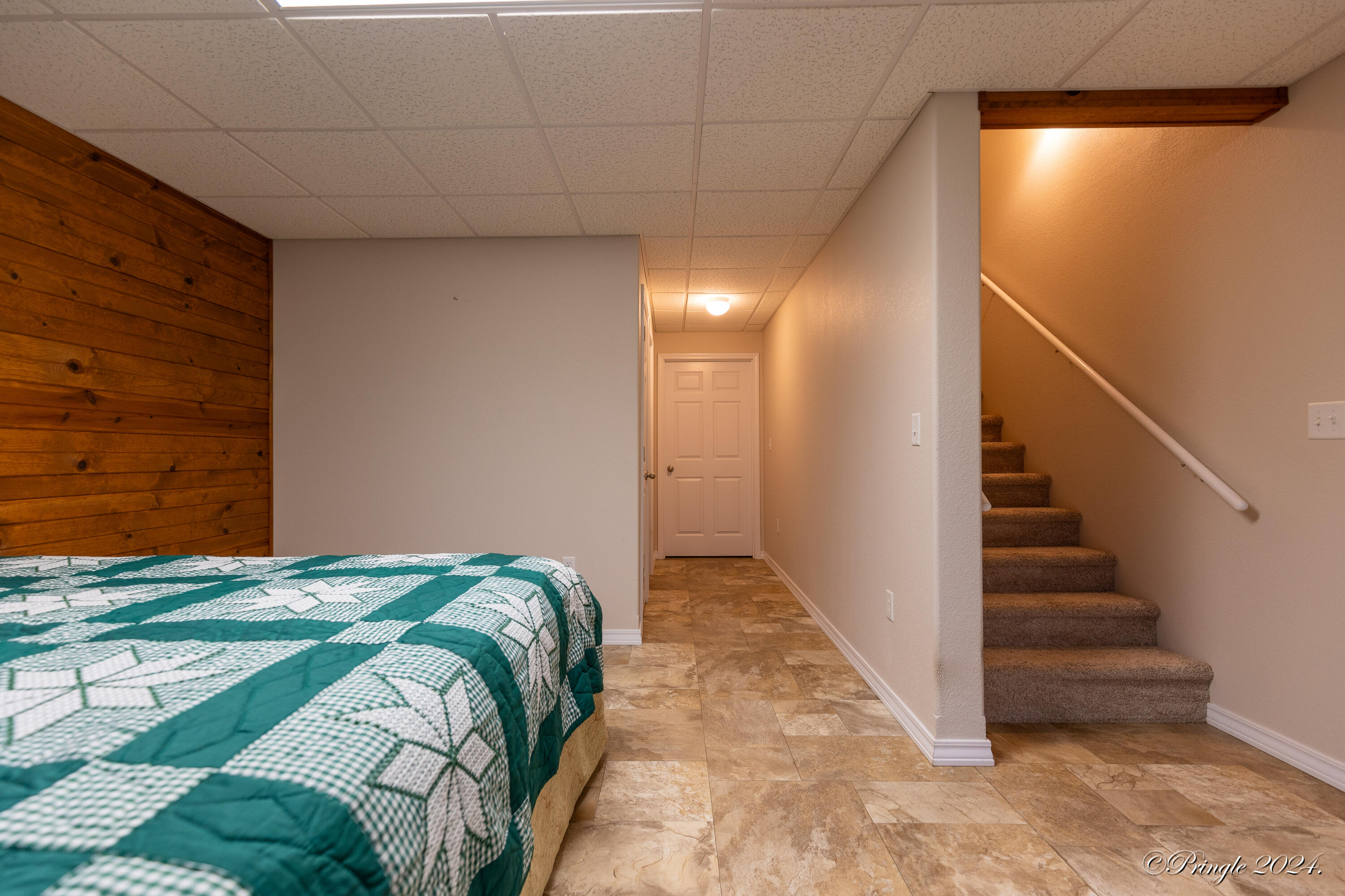 property viewer photo 43