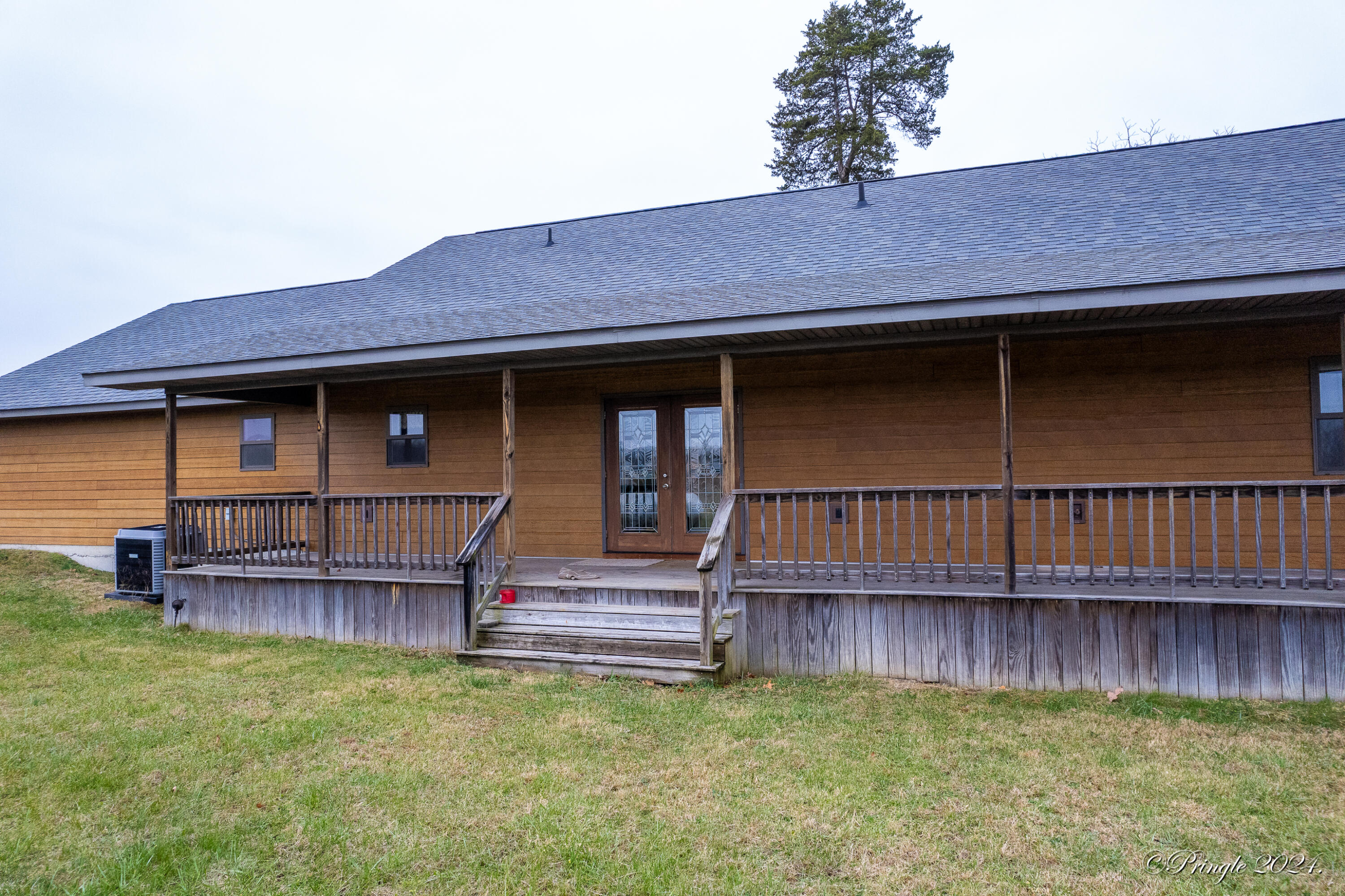property viewer photo 44