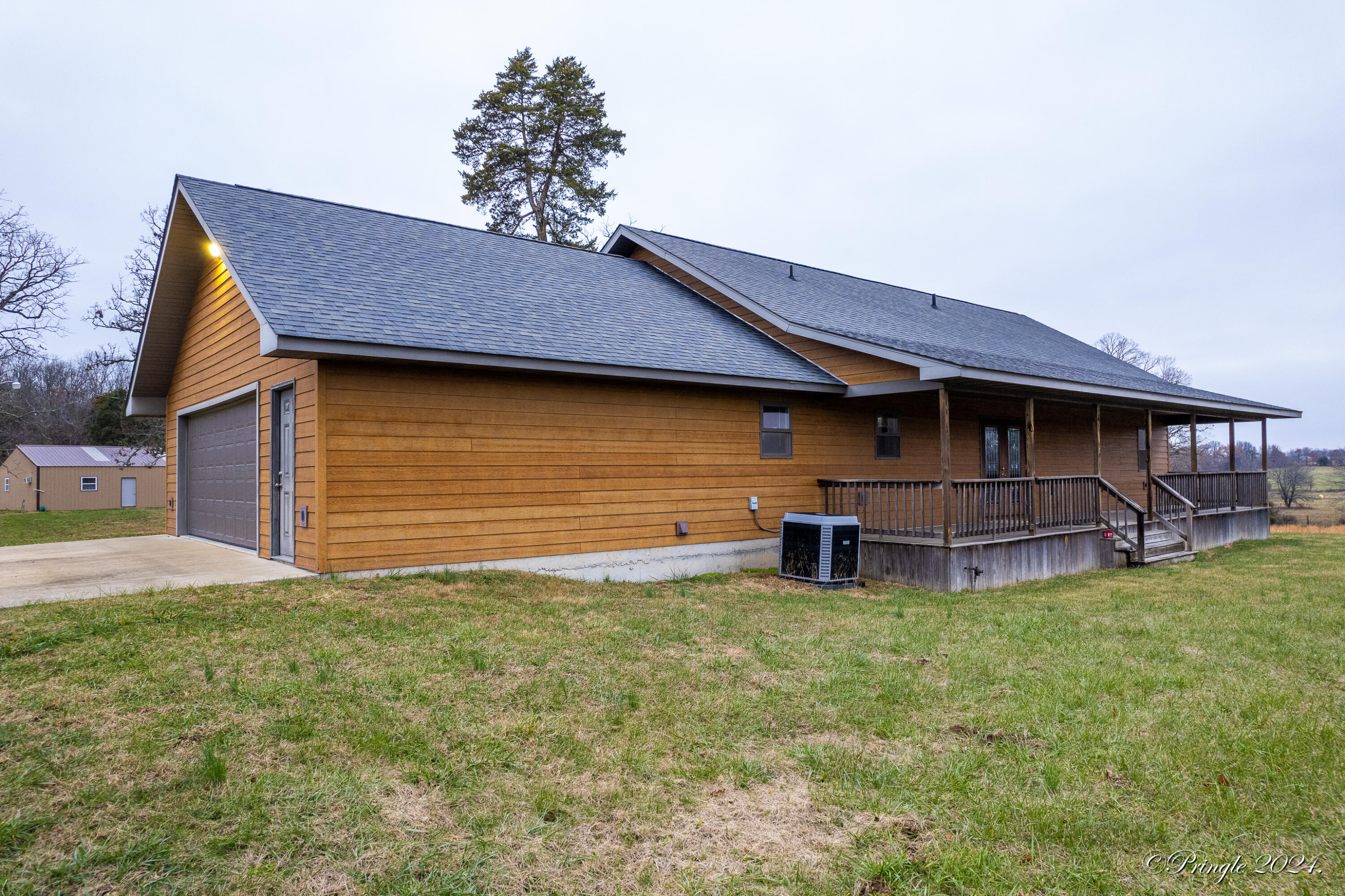 property viewer photo 45