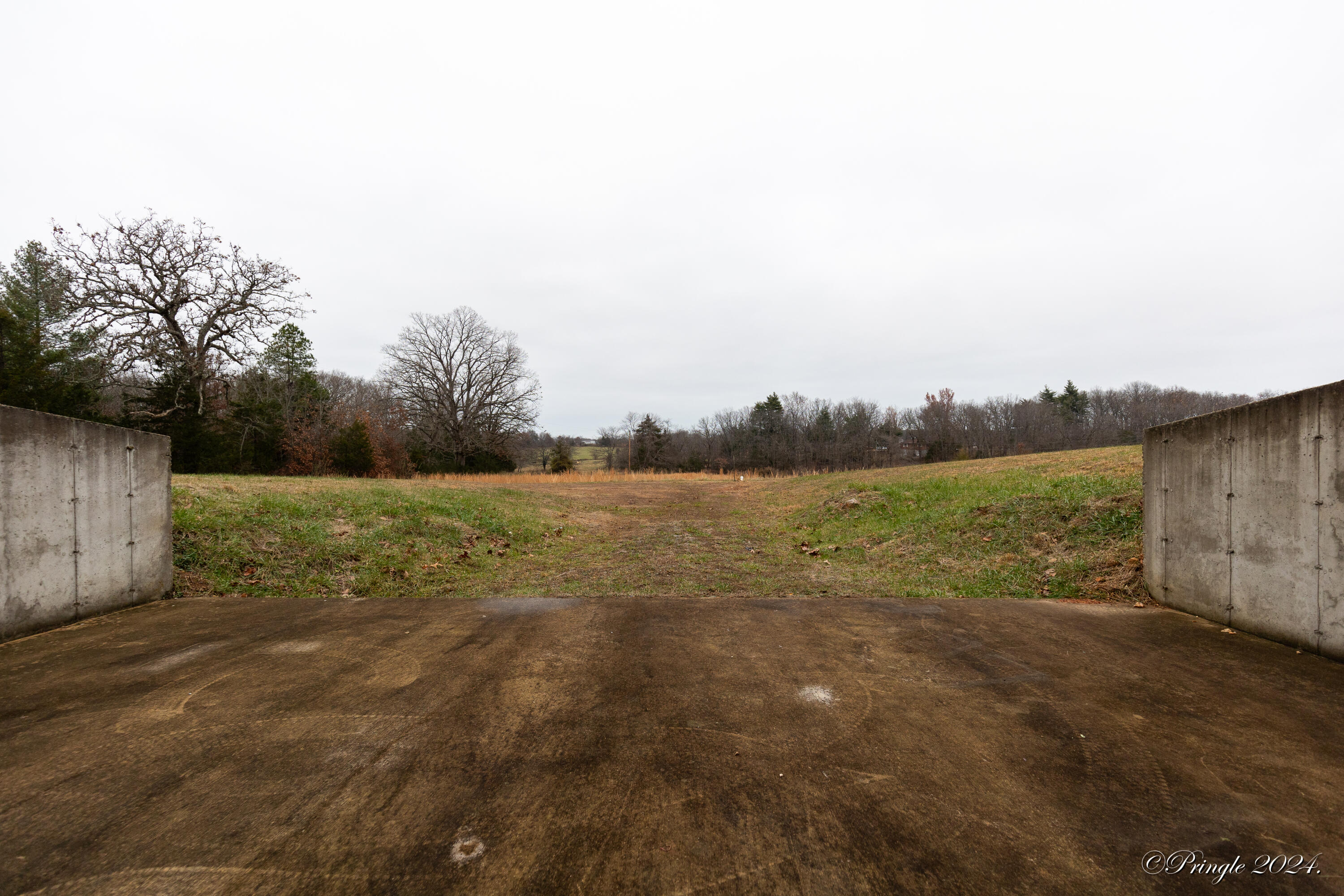property viewer photo 48
