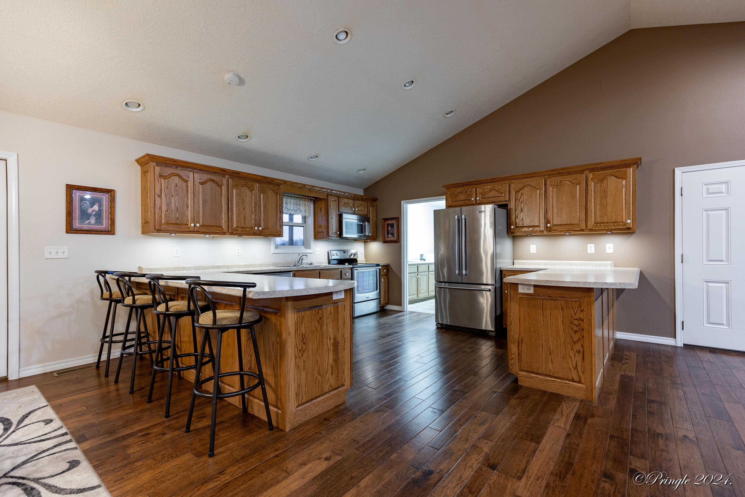 property viewer photo 8