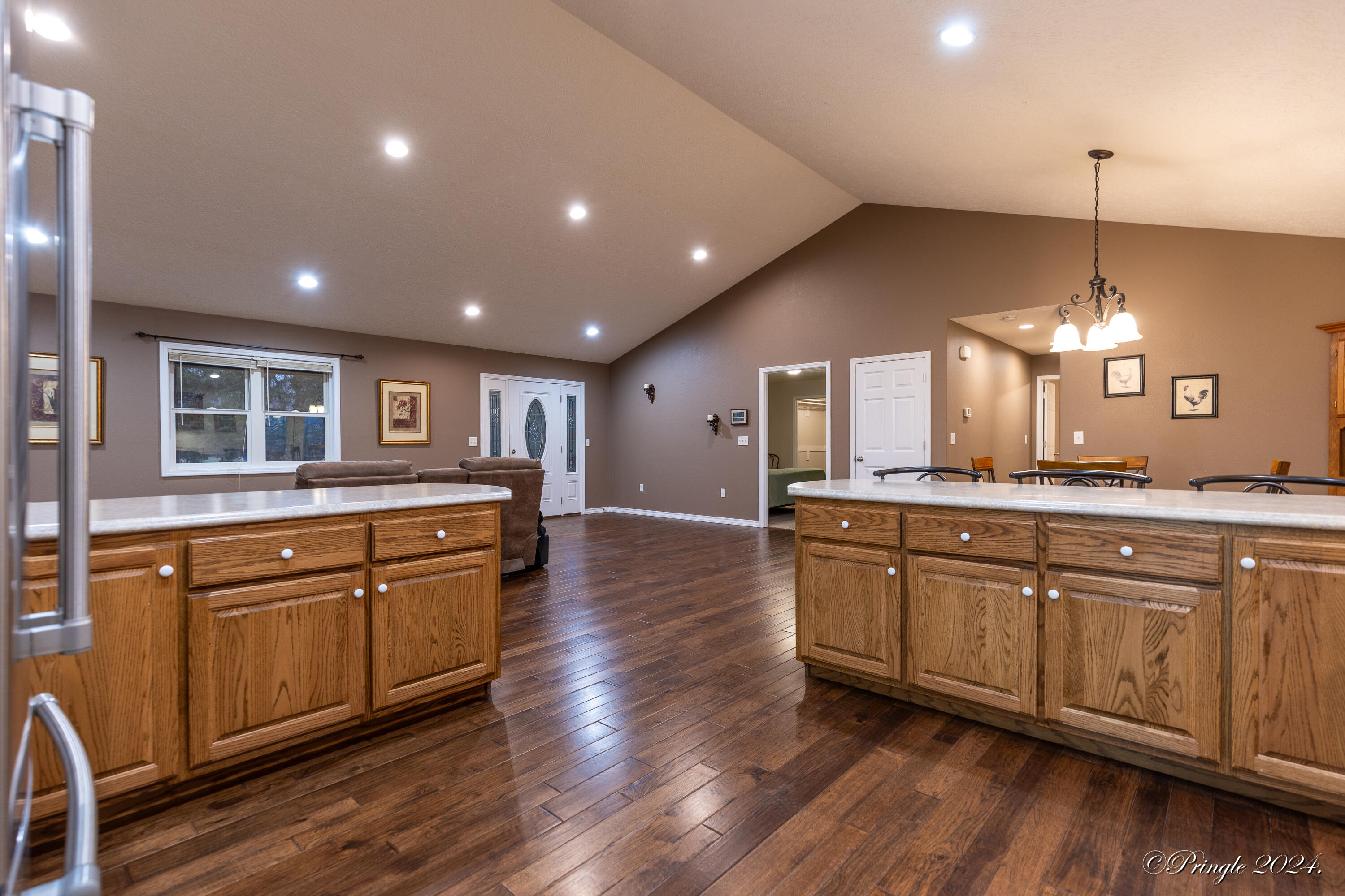 property viewer photo 9