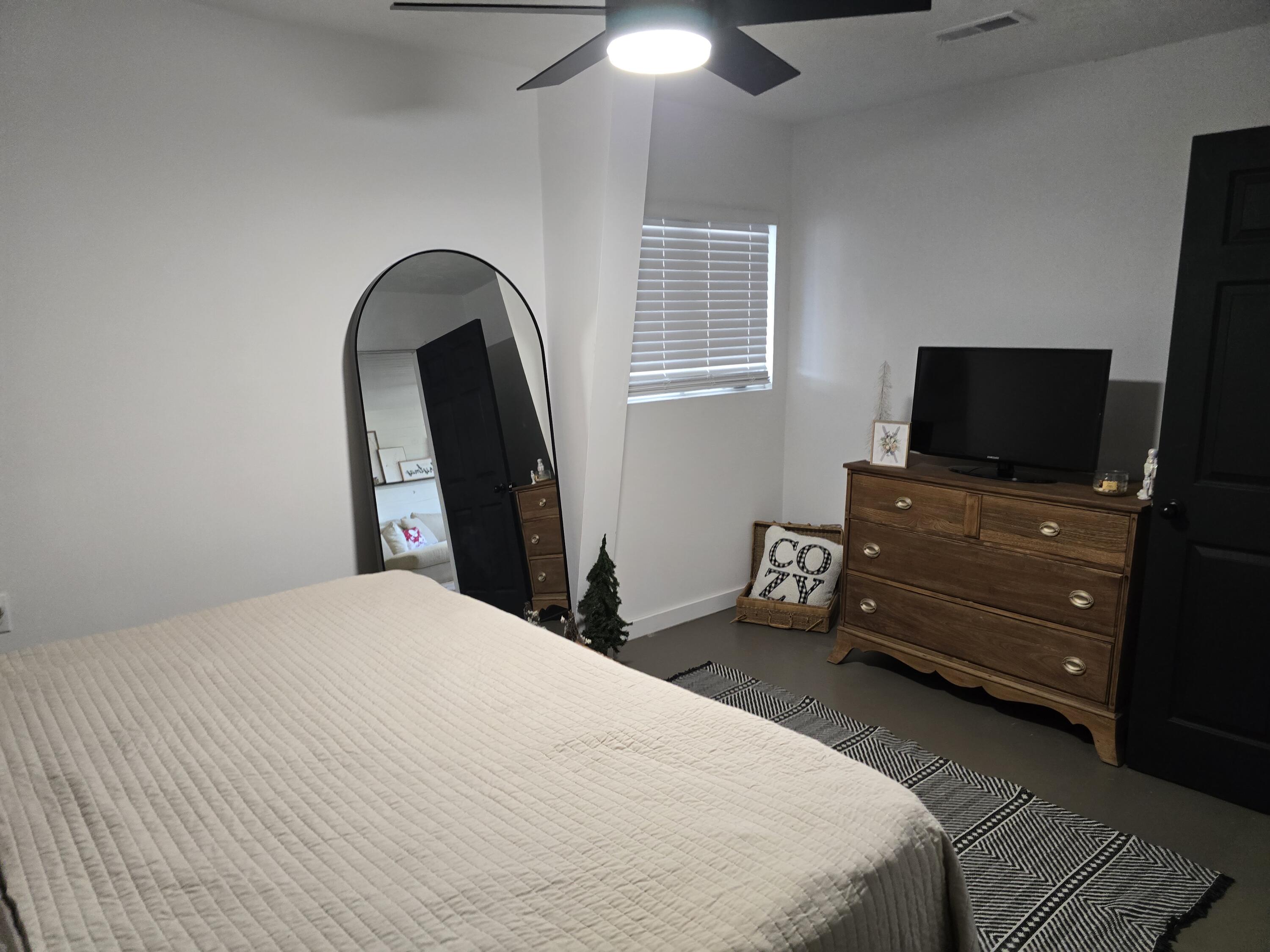 property viewer photo 12