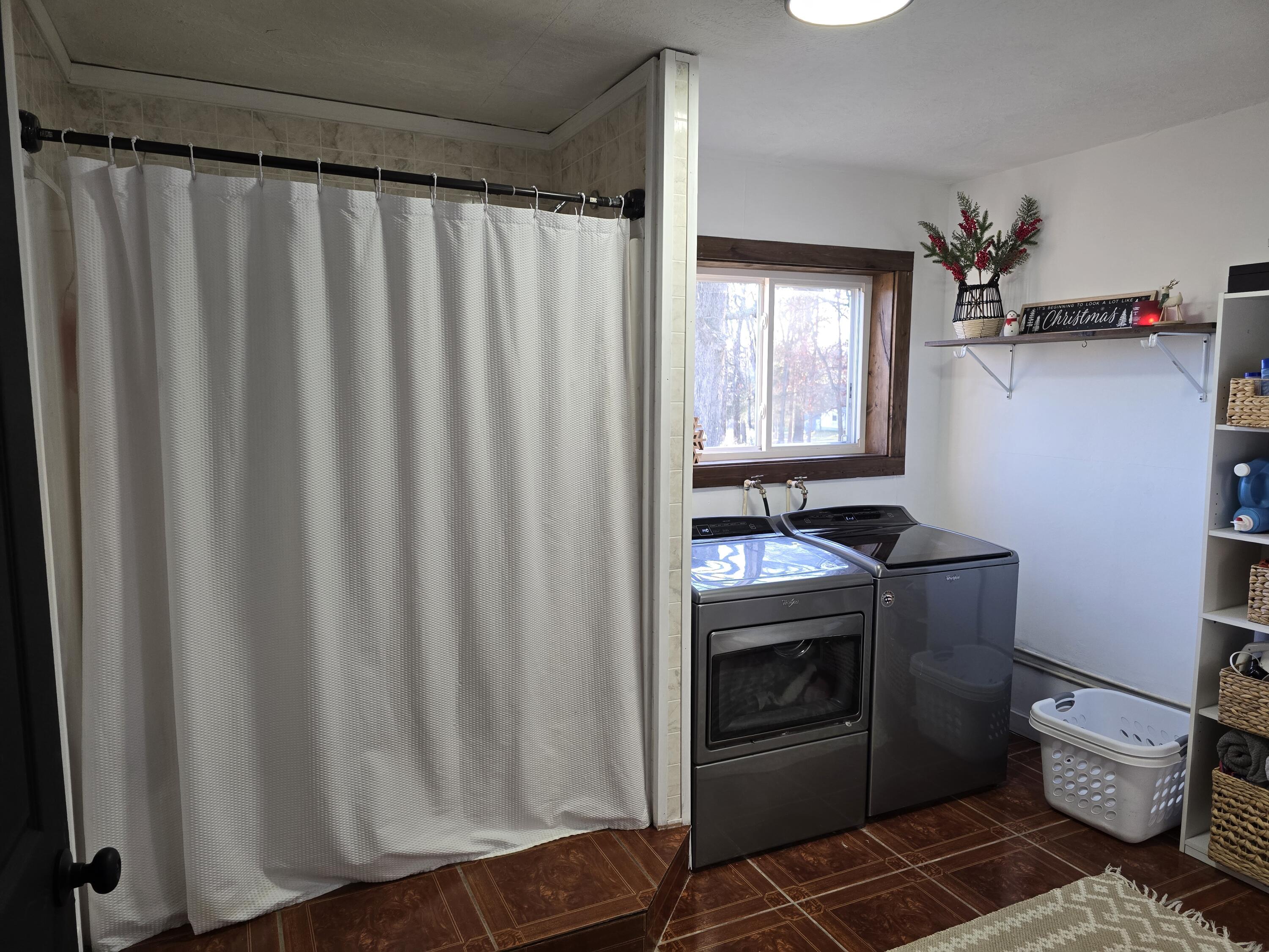 property viewer photo 15
