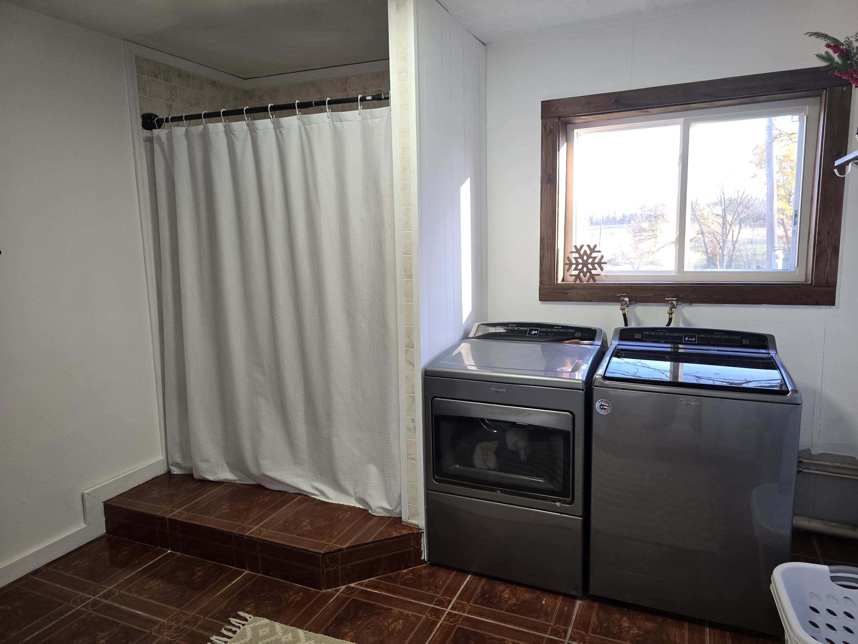 property viewer photo 17