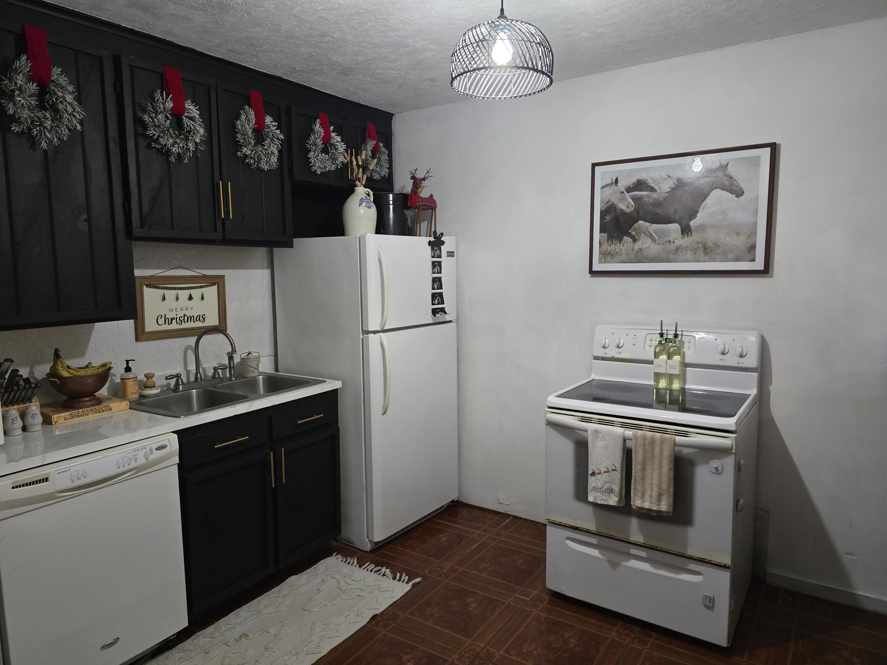 property viewer photo 9