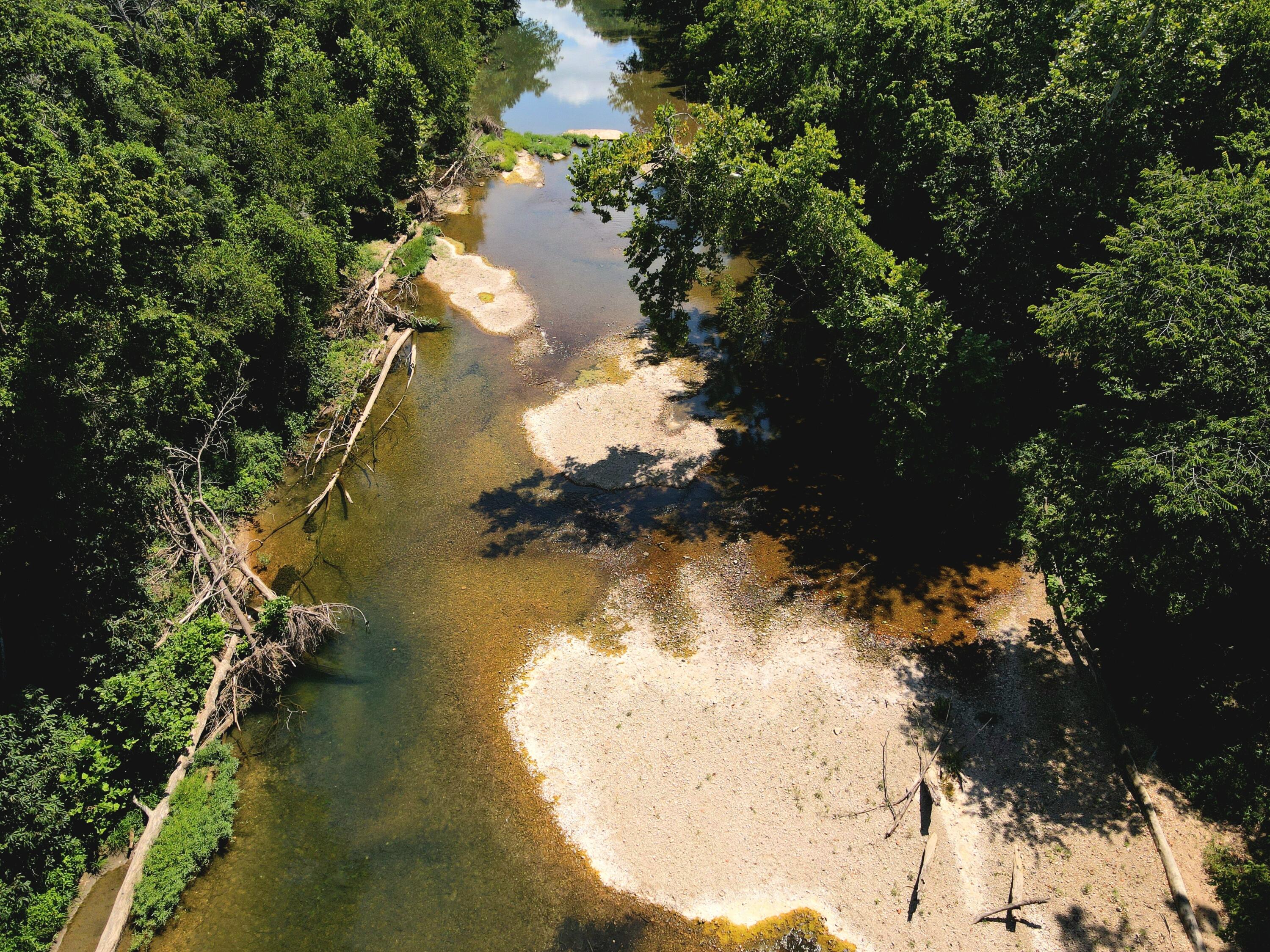 main property photo 13