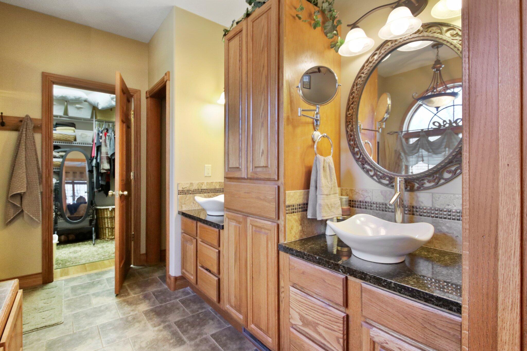 property viewer photo 19