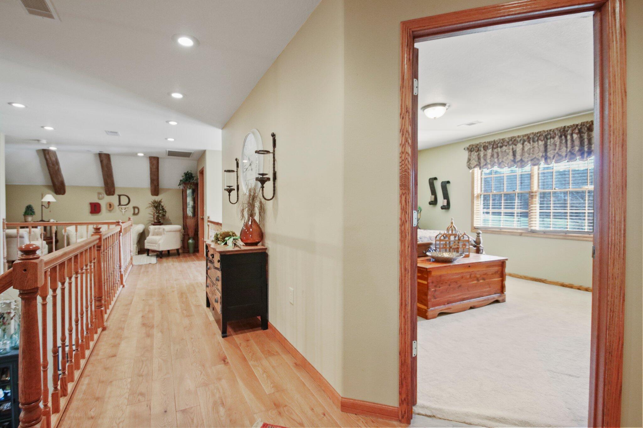 property viewer photo 28