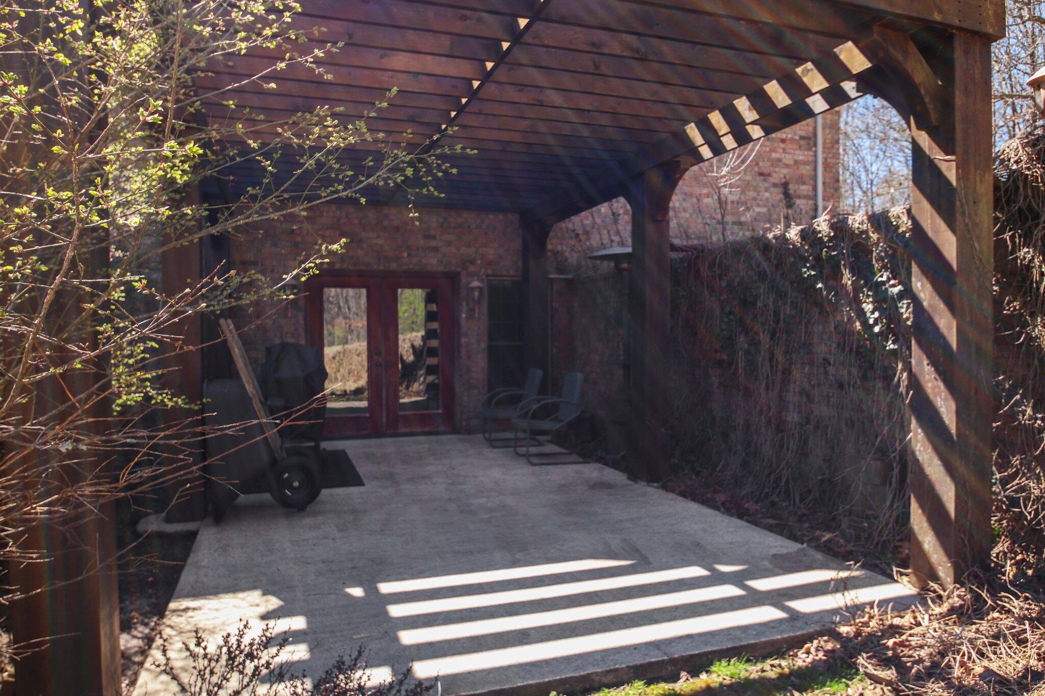 property viewer photo 36